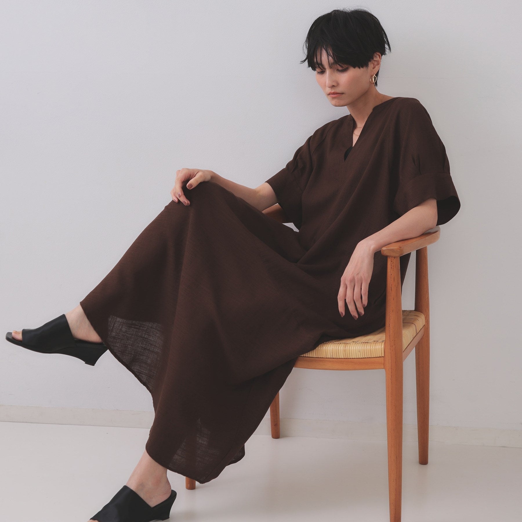 【新品タグ付き】OPAQUE.CLIP ぺプラムジレ　黒　36(S) OPAQUE.CLIP | FASBEE