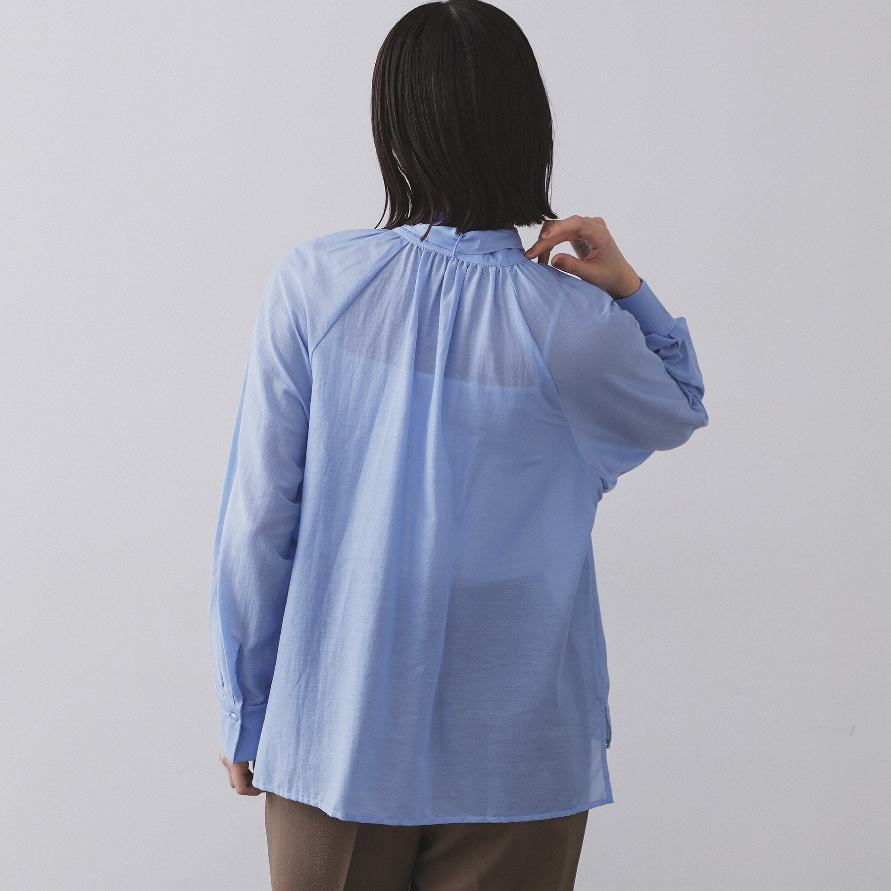 オペーク ドット クリップ OPAQUE.CLIP 2WAYシアーボウタイブラウス【洗濯機洗い可】 （チャコールグレー(014)） チャコールグレー(014)