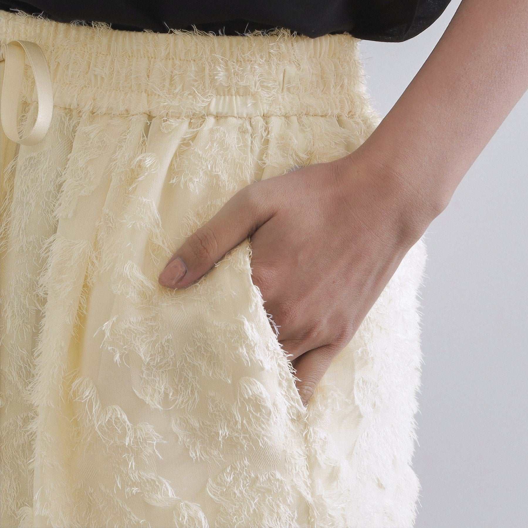 オペーク ドット クリップ OPAQUE.CLIP フリンジジャカードイージーパンツ【洗濯機洗い可】 （ブラック(019)） ブラック(019)