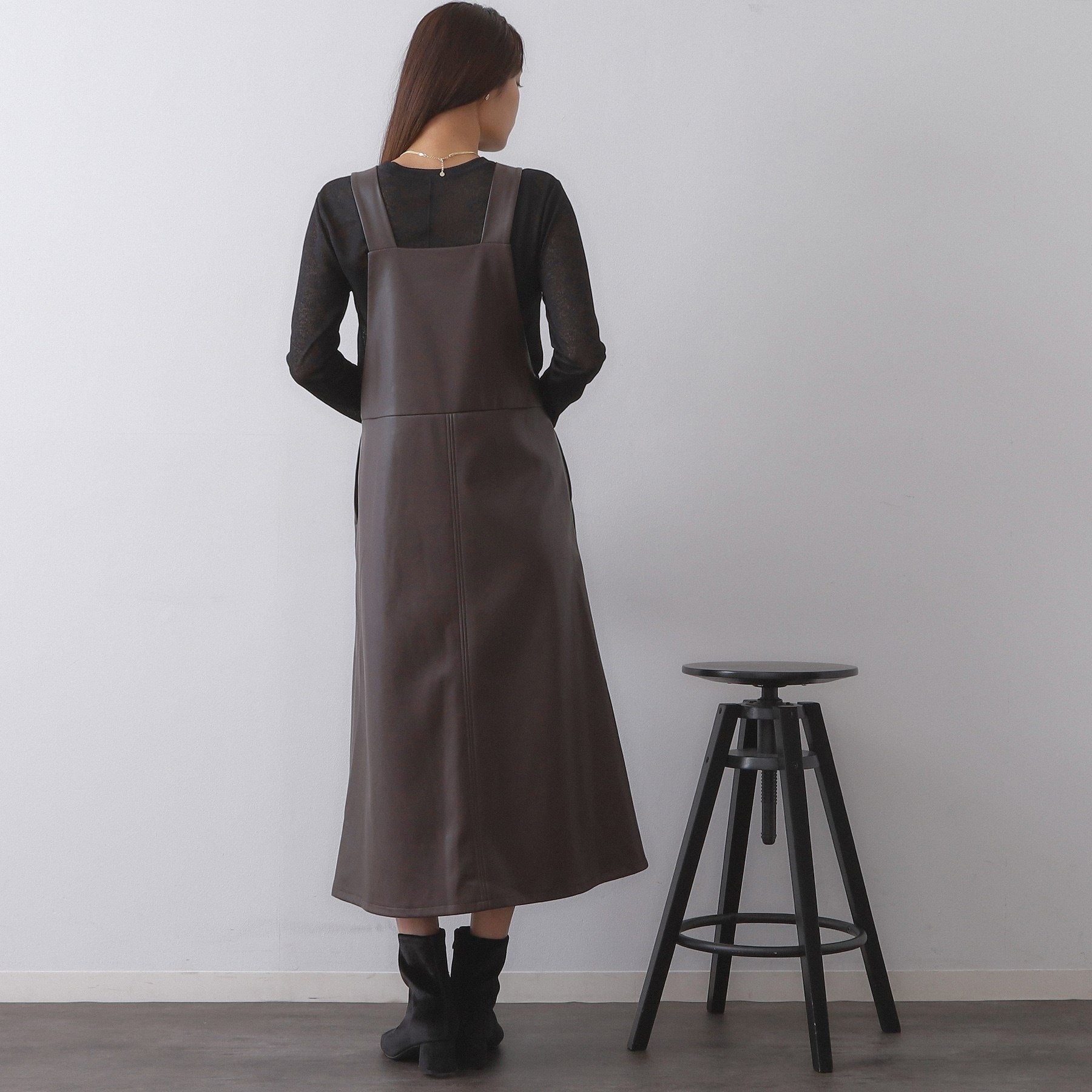 オペーク ドット クリップ OPAQUE.CLIP シアーラウンドネックカットソー【洗濯機洗い可】 （チャコールグレー(014)） チャコールグレー(014)