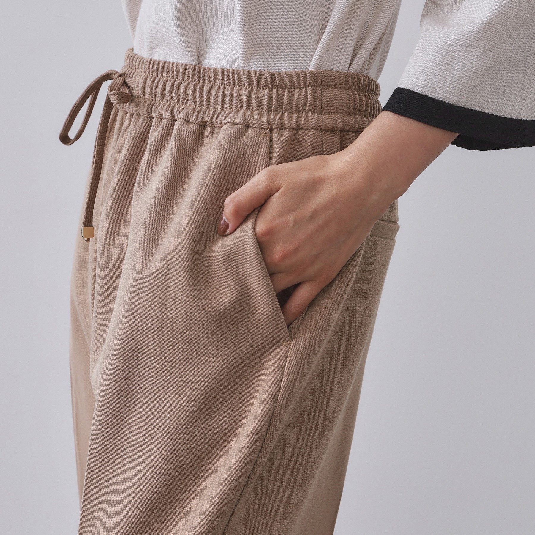 オペーク ドット クリップ OPAQUE.CLIP 裏起毛ストレッチイージーテーパードパンツ／ネオサーモ【蓄熱素材／洗濯機洗い可】 （キャメルブラウン(041)） キャメルブラウン(041)