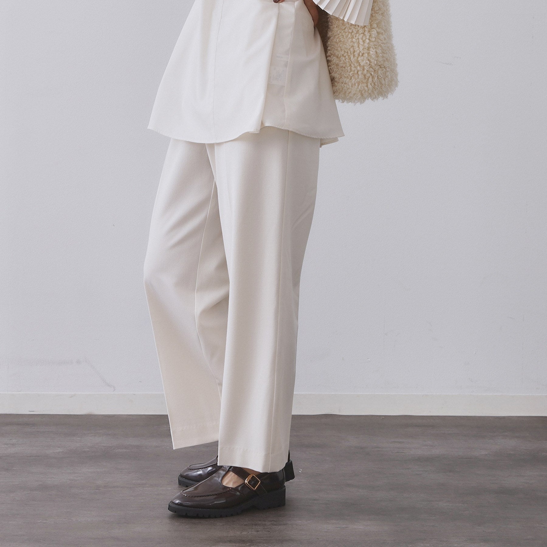 オペーク ドット クリップ OPAQUE.CLIP 裏起毛ストレッチイージーワイドパンツ／ネオサーモ【蓄熱素材／洗濯機洗い可】 （チャコールグレー(014)） チャコールグレー(014)