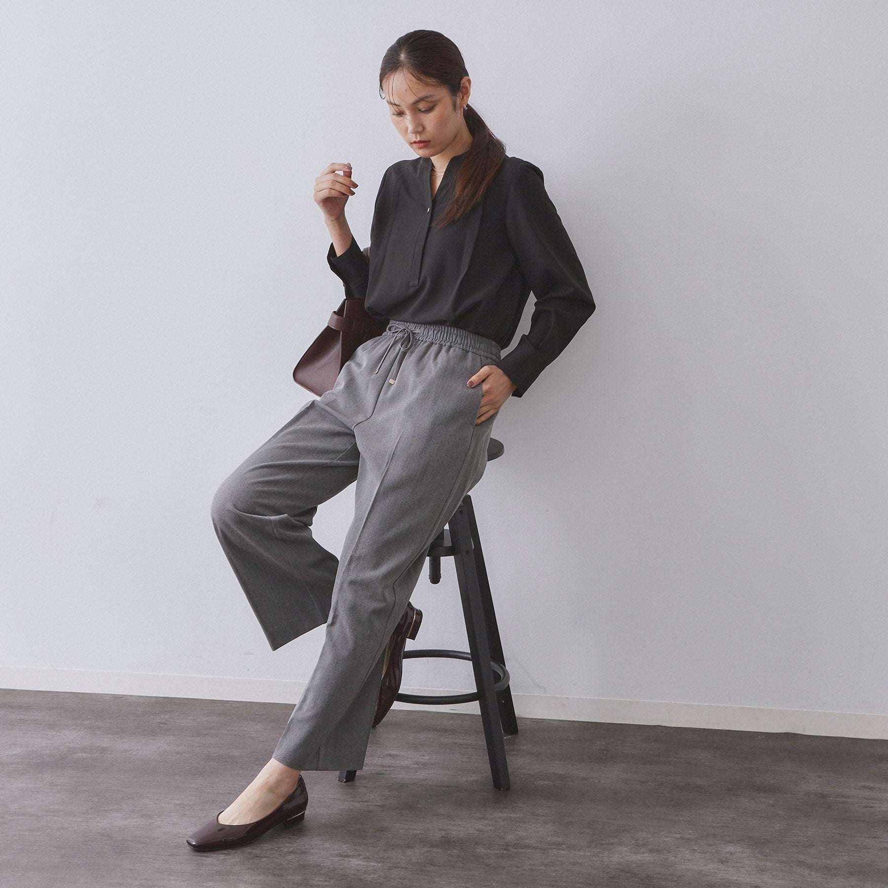 オペーク ドット クリップ OPAQUE.CLIP 裏起毛ストレッチイージーワイドパンツ／ネオサーモ【蓄熱素材／洗濯機洗い可】 （チャコールグレー(014)） チャコールグレー(014)