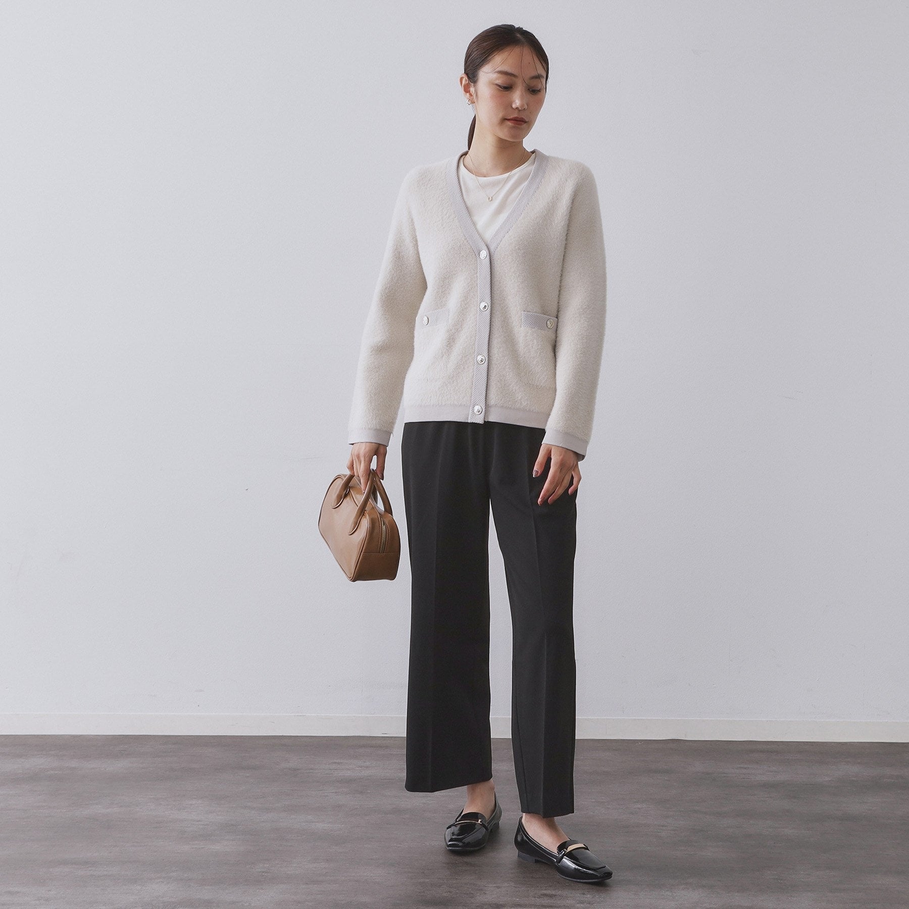 オペーク ドット クリップ OPAQUE.CLIP 裏起毛ストレッチイージーワイドパンツ／ネオサーモ【蓄熱素材／洗濯機洗い可】 （チャコールグレー(014)） チャコールグレー(014)