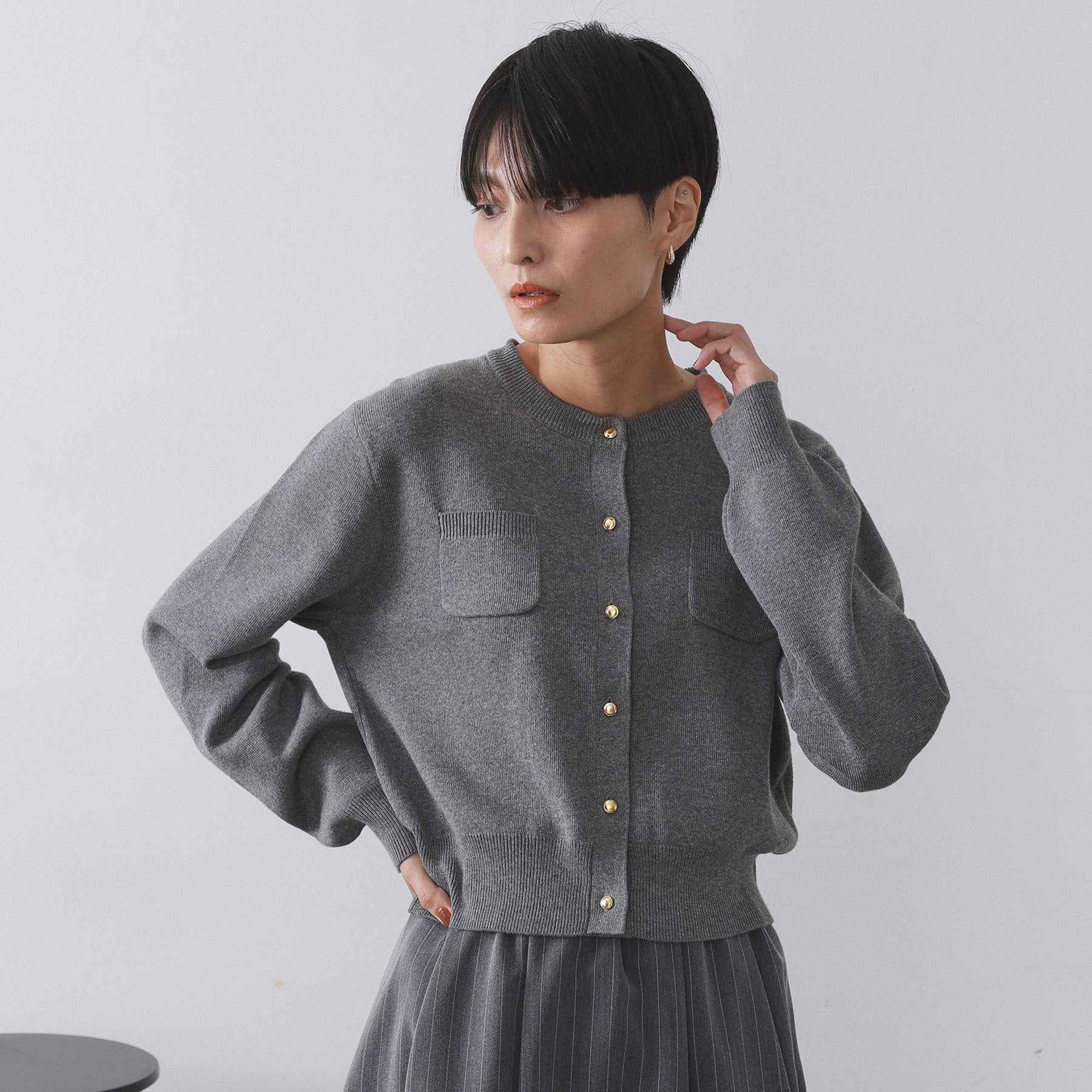 オペーク ドット クリップ OPAQUE.CLIP 衿取り外し可／金ボタンニットカーディガン【洗濯機洗い可】 （グレー(012)） グレー(012)