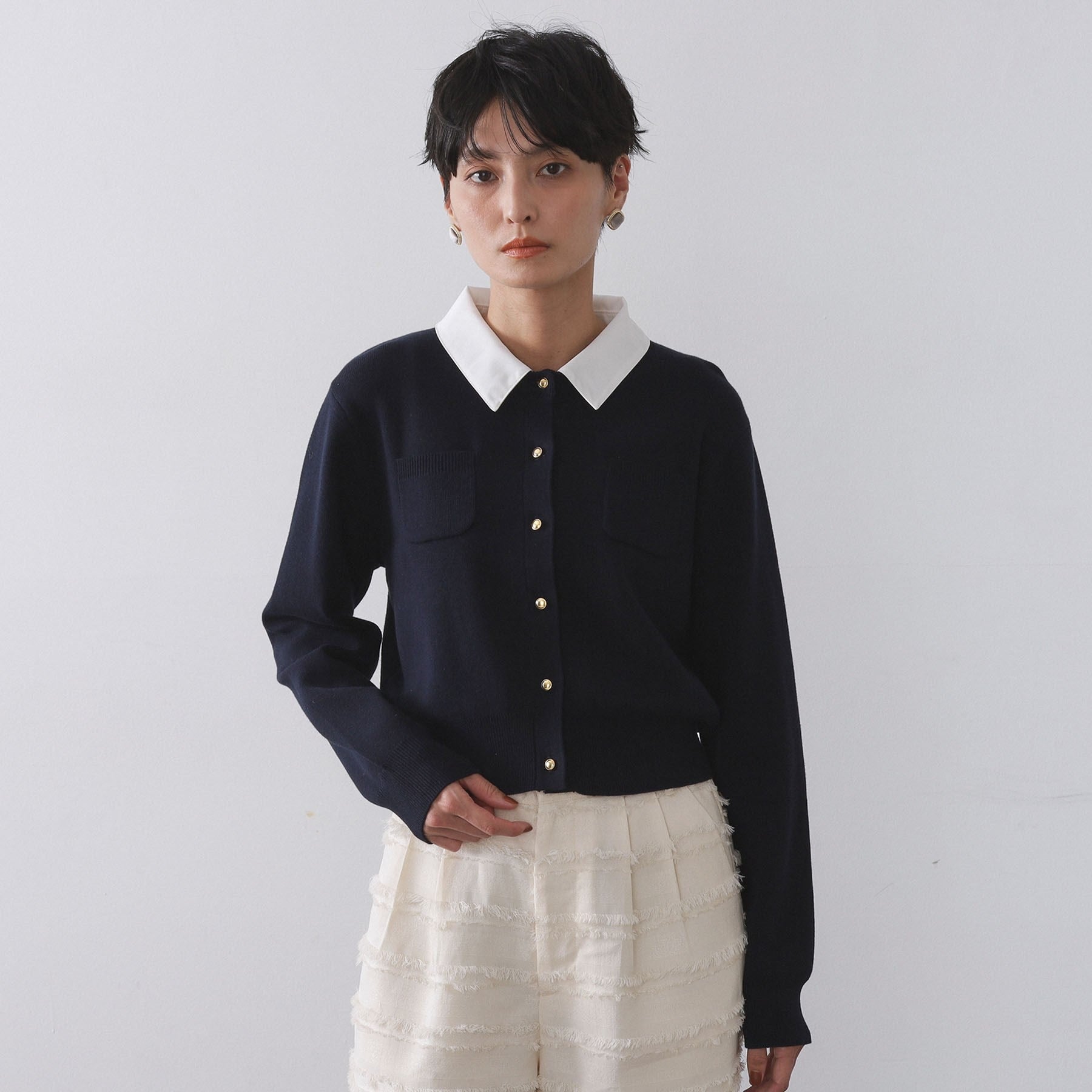 オペーク ドット クリップ OPAQUE.CLIP 衿取り外し可／金ボタンニットカーディガン【洗濯機洗い可】 （グレー(012)） グレー(012)