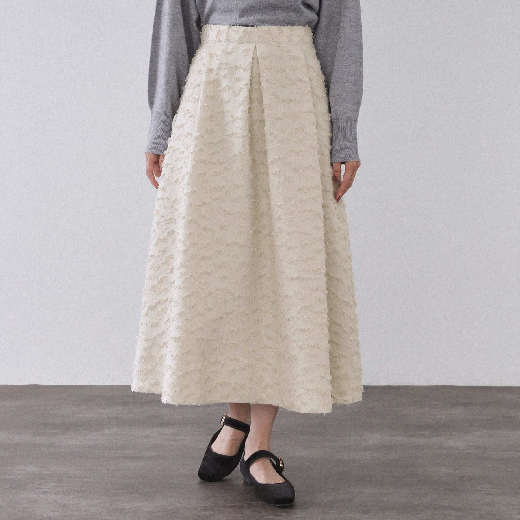 オペーク ドット クリップ OPAQUE.CLIP フェザージャカードタックフレアスカート【洗濯機洗い可】 （アイボリー(004)） アイボリー(004)