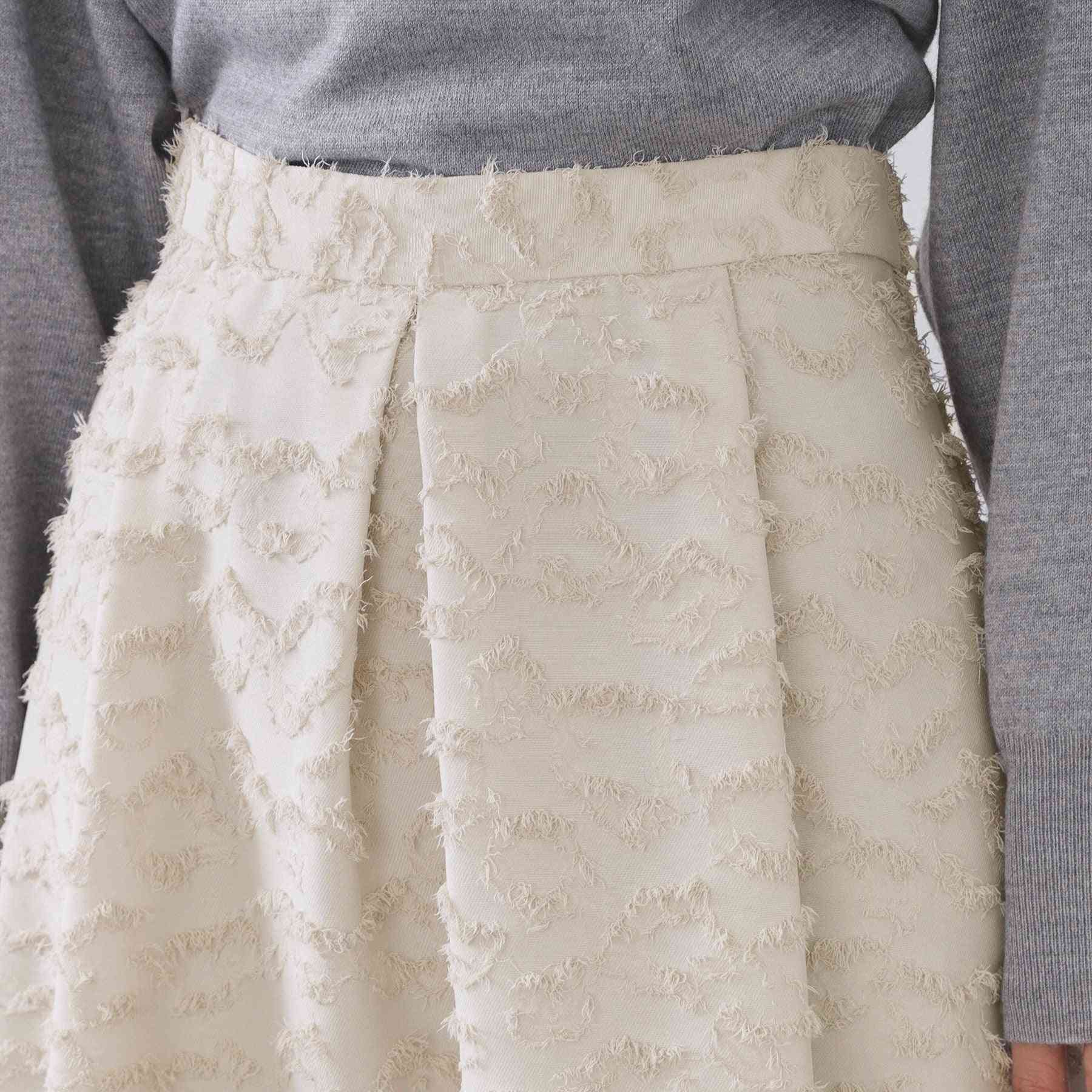 オペーク ドット クリップ OPAQUE.CLIP フェザージャカードタックフレアスカート【洗濯機洗い可】 （アイボリー(004)） アイボリー(004)