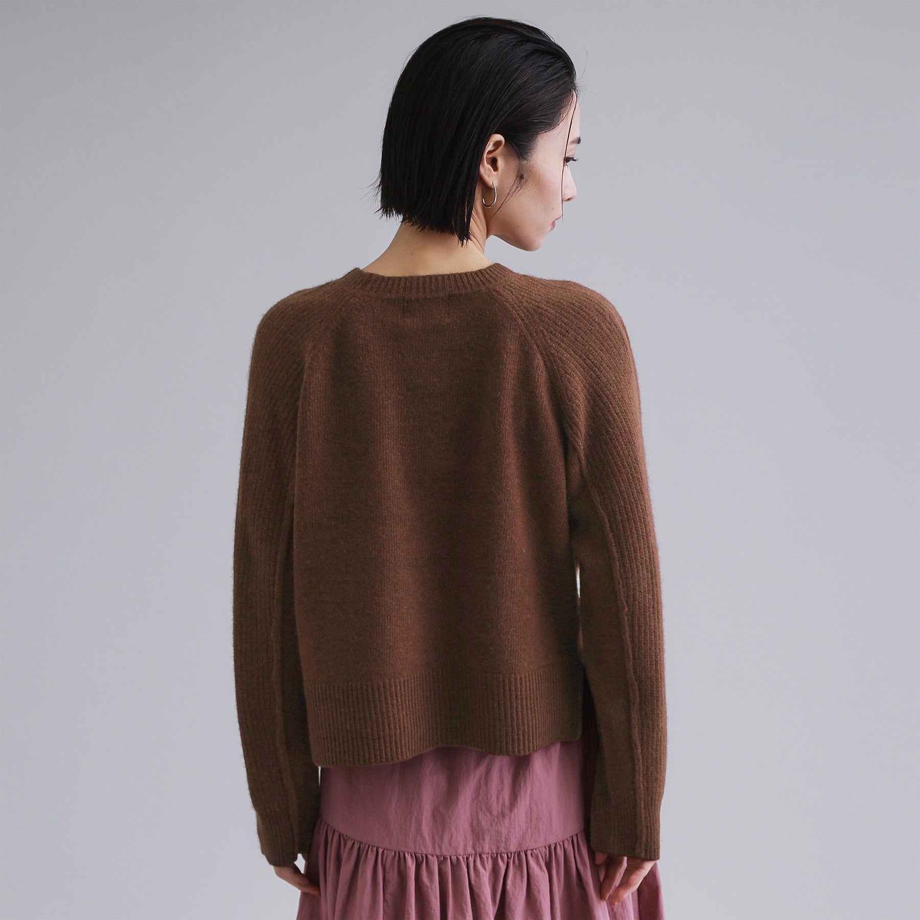 オペーク ドット クリップ OPAQUE.CLIP 【es】メリノウール クルーミドルゲージニット （ブラウン(043)） ブラウン(043)