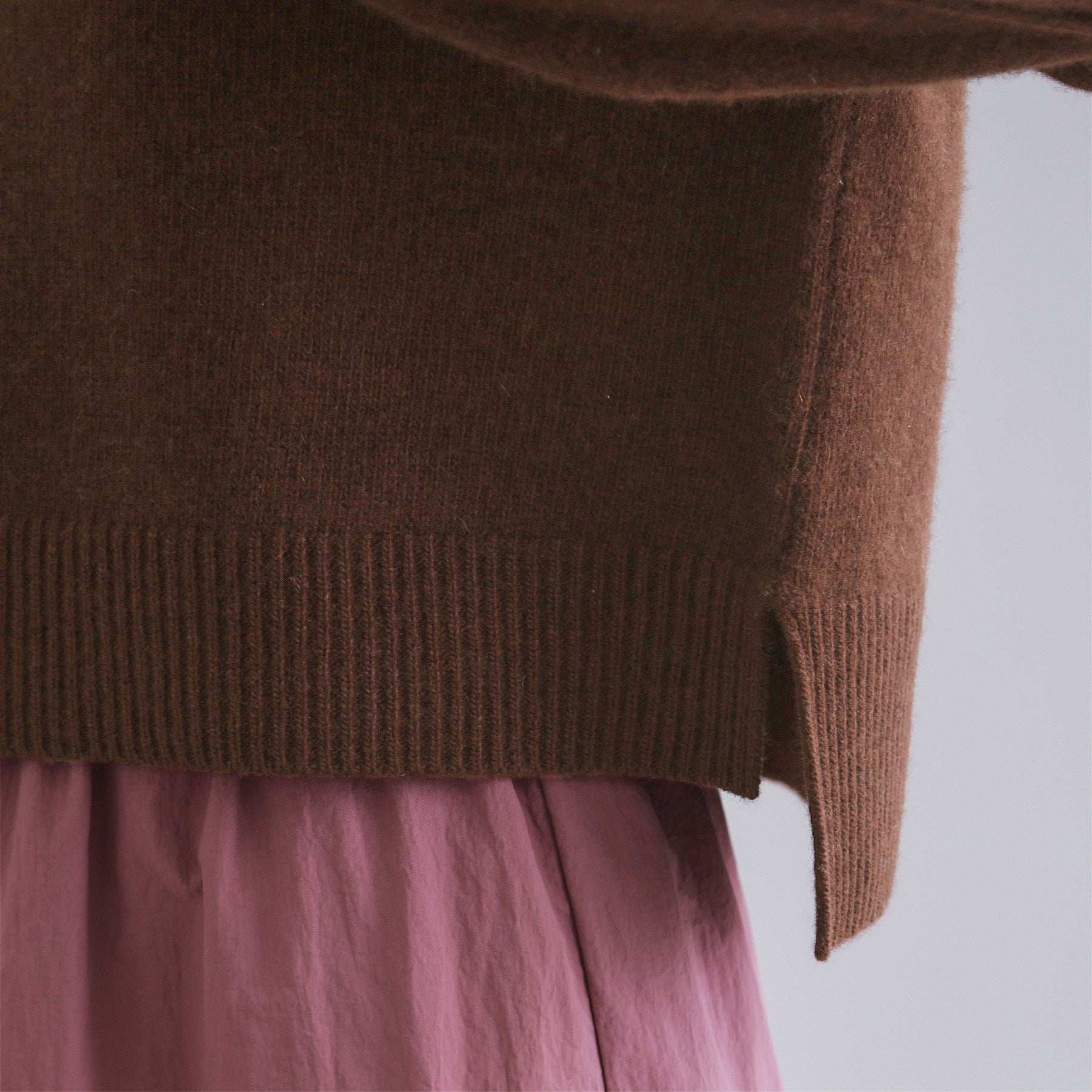 オペーク ドット クリップ OPAQUE.CLIP 【es】メリノウール クルーミドルゲージニット （ブラウン(043)） ブラウン(043)