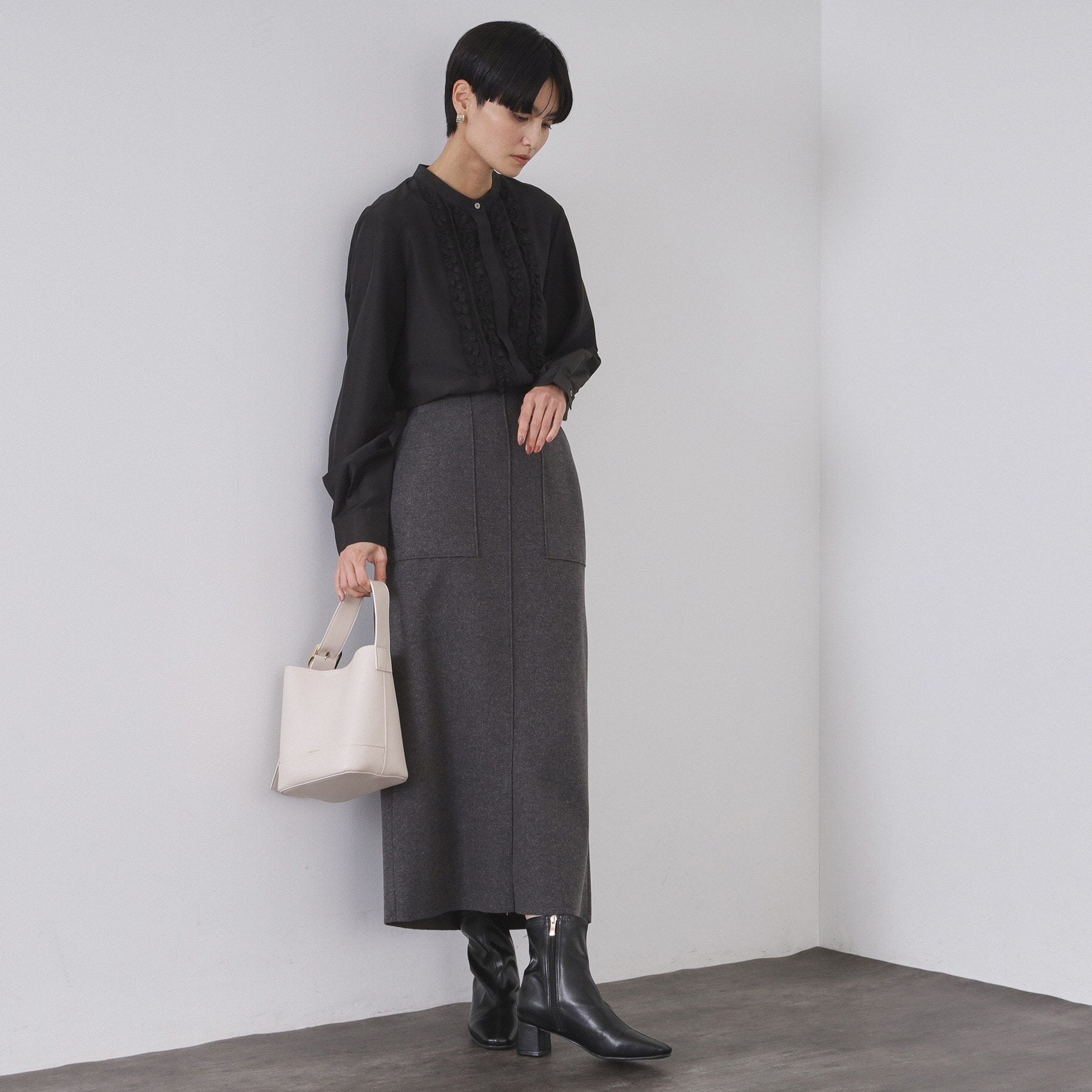 オペーク ドット クリップ OPAQUE.CLIP フロントフリルブラウス【洗濯機洗い可】 （ホワイト(001)） ホワイト(001)