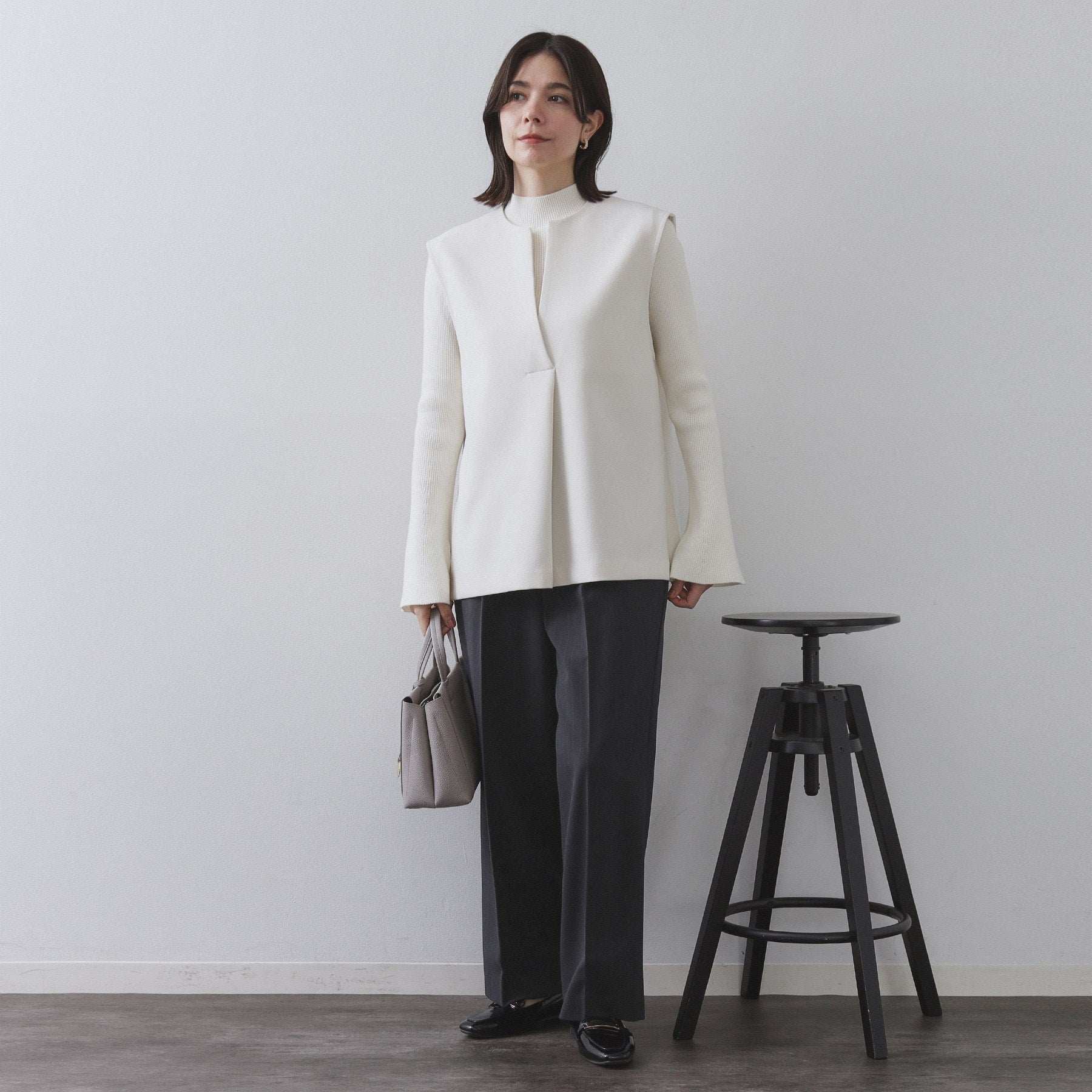 オペーク ドット クリップ OPAQUE.CLIP ストレッチピンストライプ裏起毛イージーワイドパンツ【吸湿発熱／洗濯機洗い可】 （ネイビー(394)） ネイビー(394)