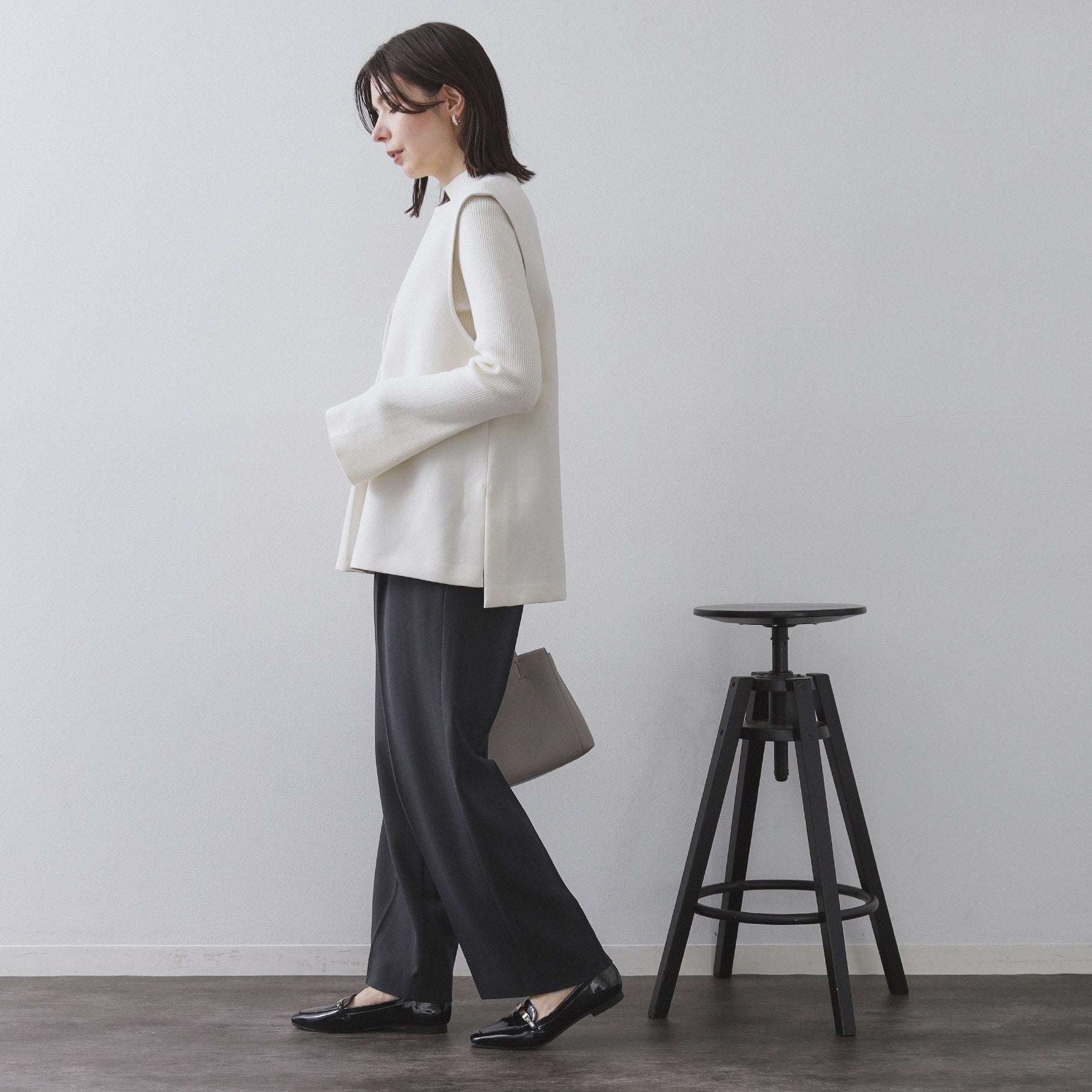 オペーク ドット クリップ OPAQUE.CLIP ストレッチピンストライプ裏起毛イージーワイドパンツ【吸湿発熱／洗濯機洗い可】 （ネイビー(394)） ネイビー(394)