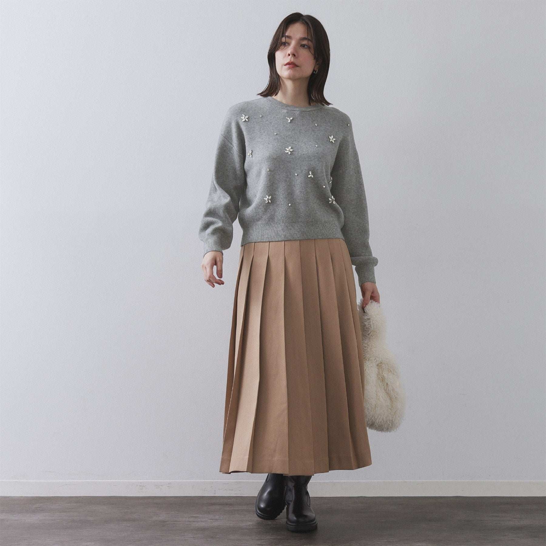 オペーク ドット クリップ OPAQUE.CLIP ビジューニットトップス【洗える】 （ネイビー(094)） ネイビー(094)