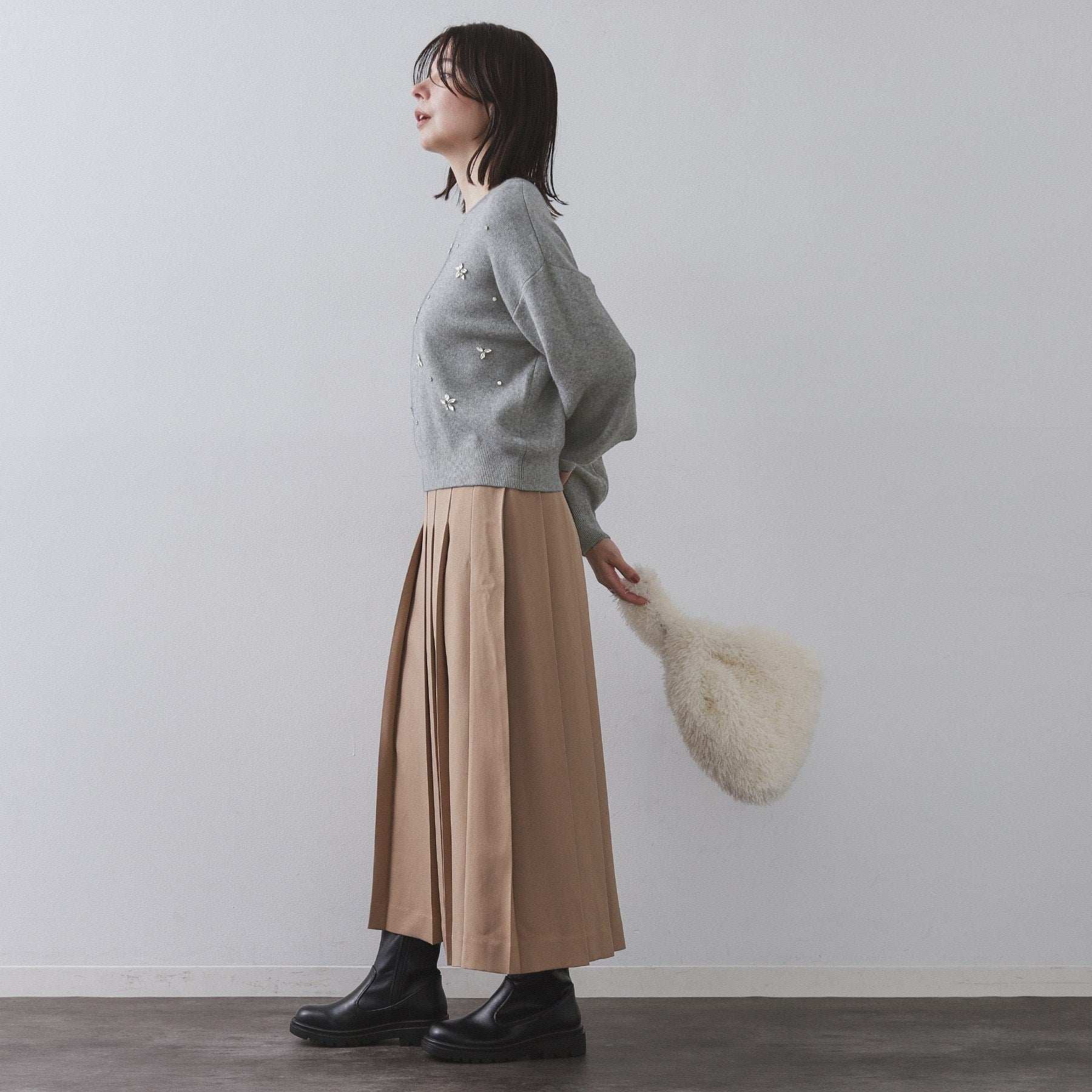 オペーク ドット クリップ OPAQUE.CLIP ビジューニットトップス【洗える】 （ネイビー(094)） ネイビー(094)