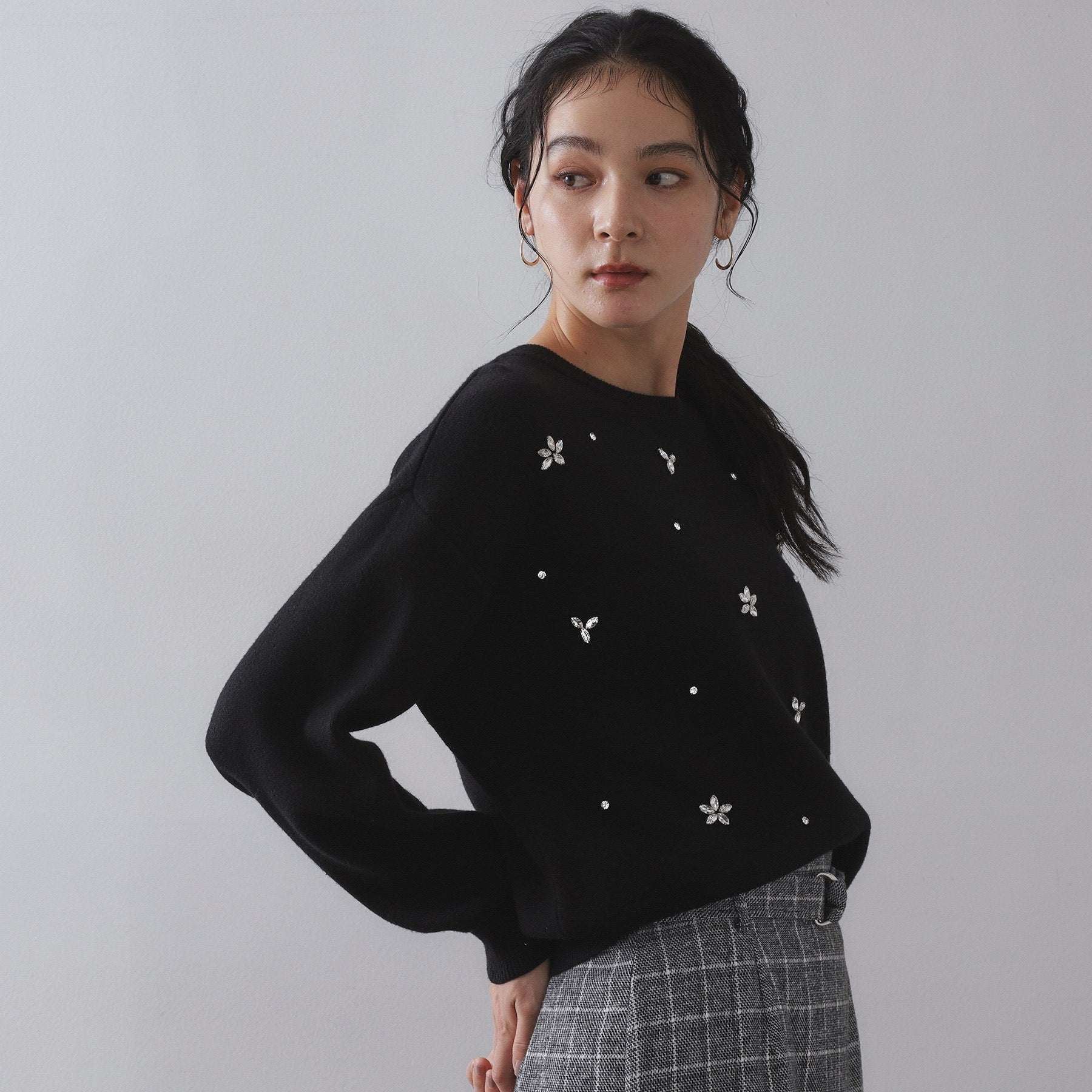 オペーク ドット クリップ OPAQUE.CLIP ビジューニットトップス【洗える】 （ネイビー(094)） ネイビー(094)