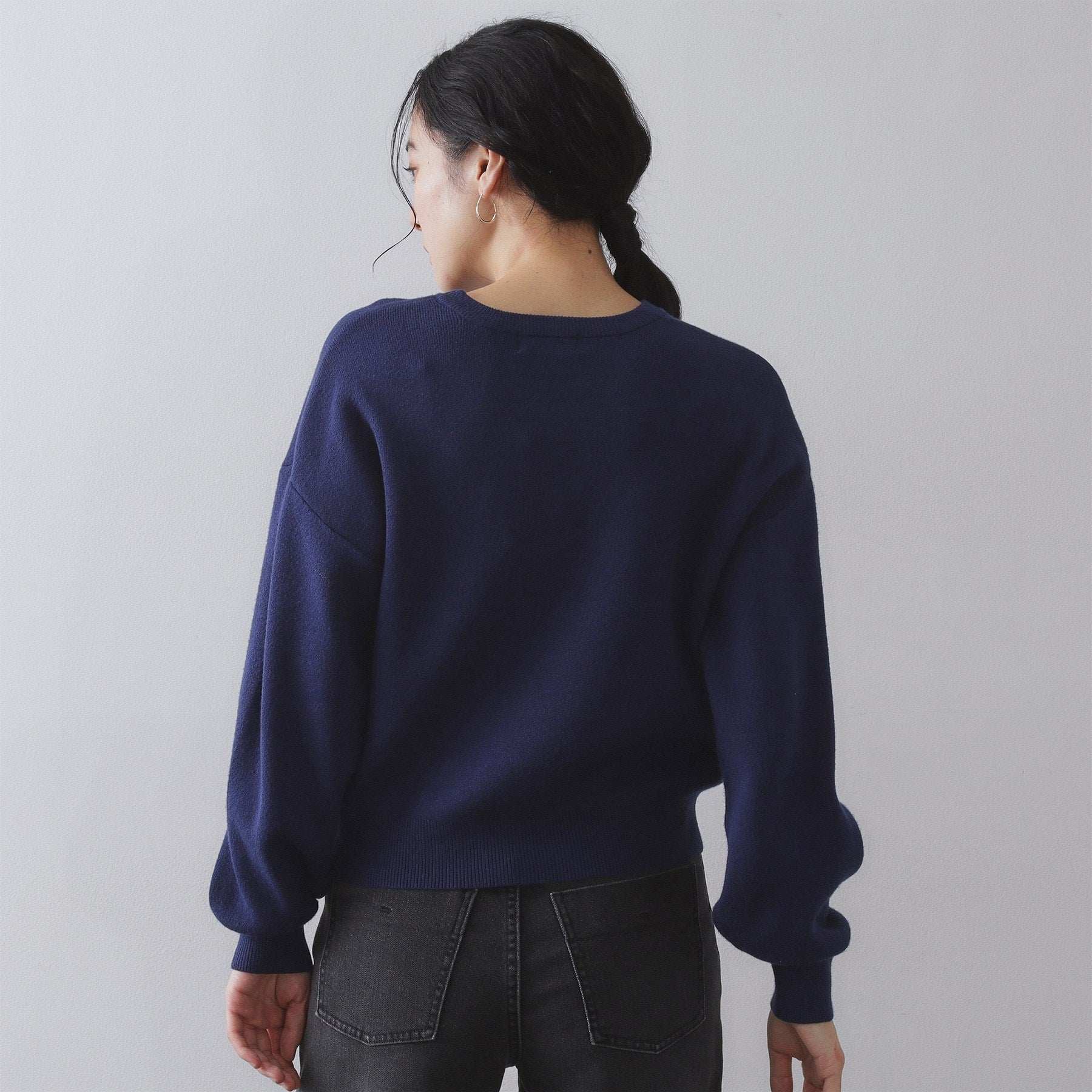 オペーク ドット クリップ OPAQUE.CLIP ビジューニットトップス【洗える】 （ネイビー(094)） ネイビー(094)