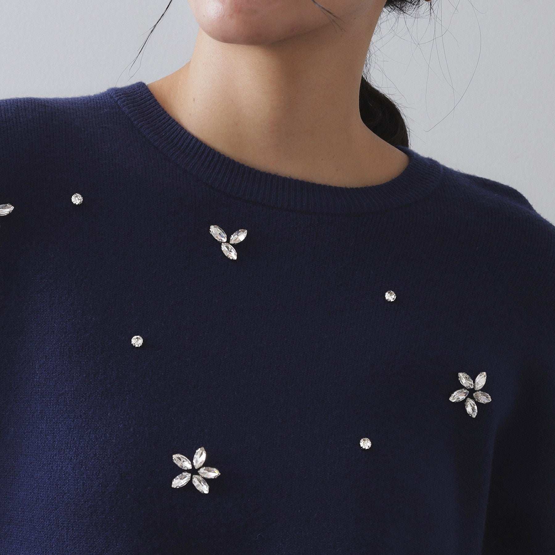 オペーク ドット クリップ OPAQUE.CLIP ビジューニットトップス【洗える】 （ネイビー(094)） ネイビー(094)