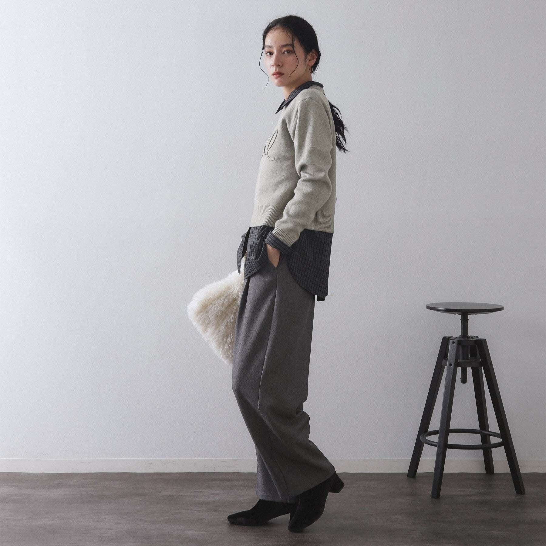 オペーク ドット クリップ OPAQUE.CLIP チェーン刺繍ロゴニットプルオーバー【洗濯機洗い可】 （ピンク(072)） ピンク(072)