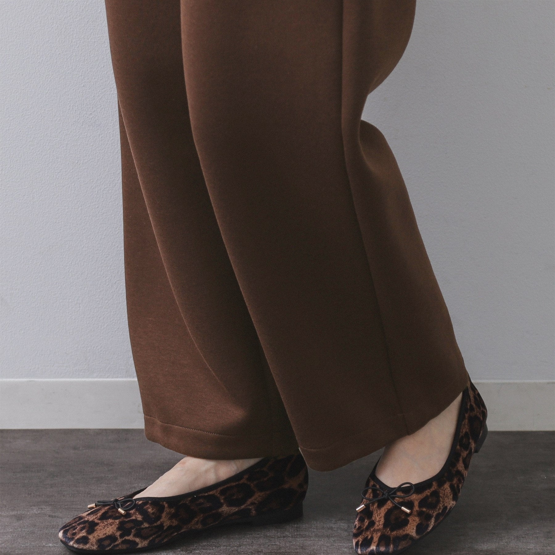 オペーク ドット クリップ OPAQUE.CLIP イージーカーブワイドパンツ【洗濯機OK】 （ブラック(019)） ブラック(019)