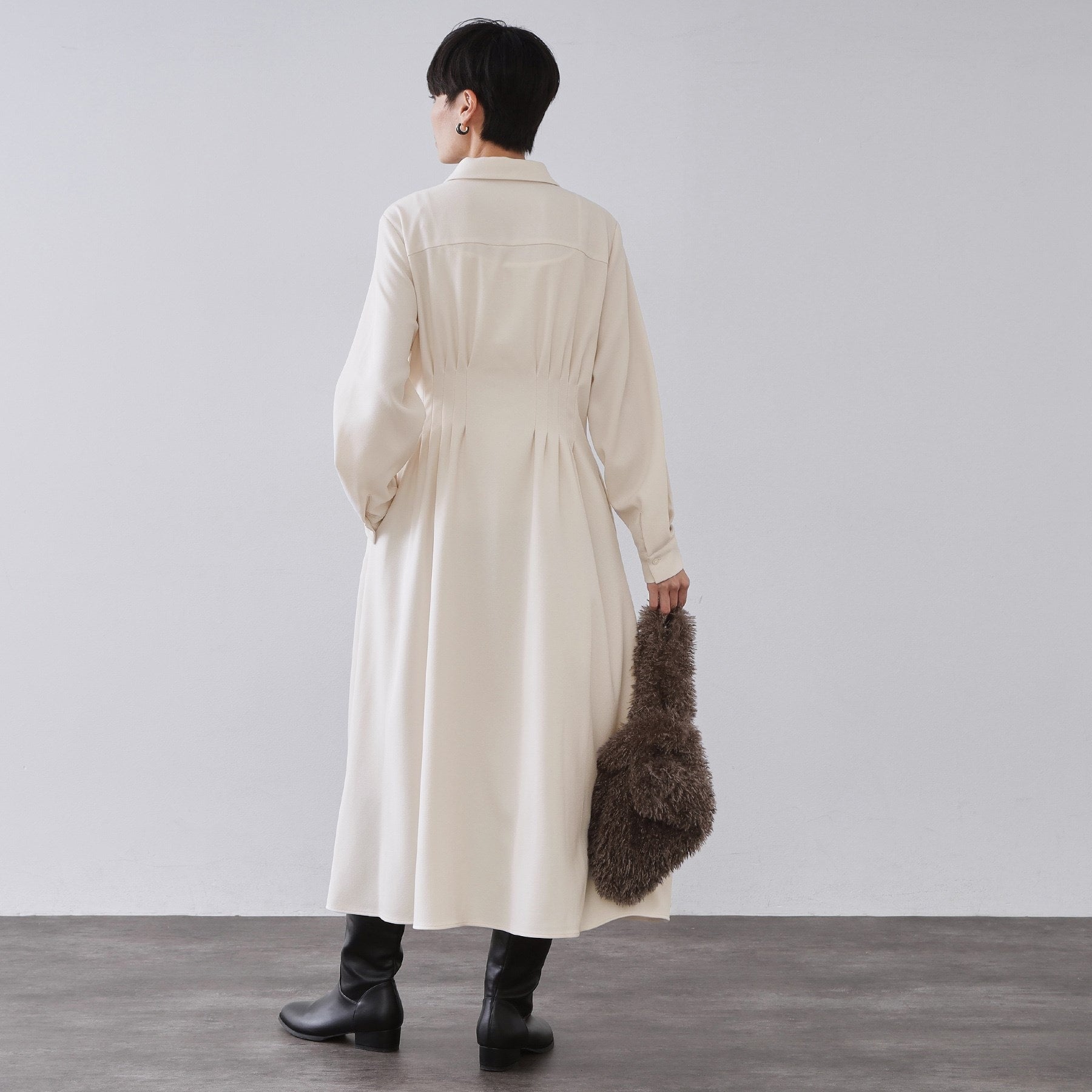 オペーク ドット クリップ OPAQUE.CLIP ウエストタックフィット＆フレアワンピース【洗濯機洗いOK】 （オフホワイト(003)） オフホワイト(003)