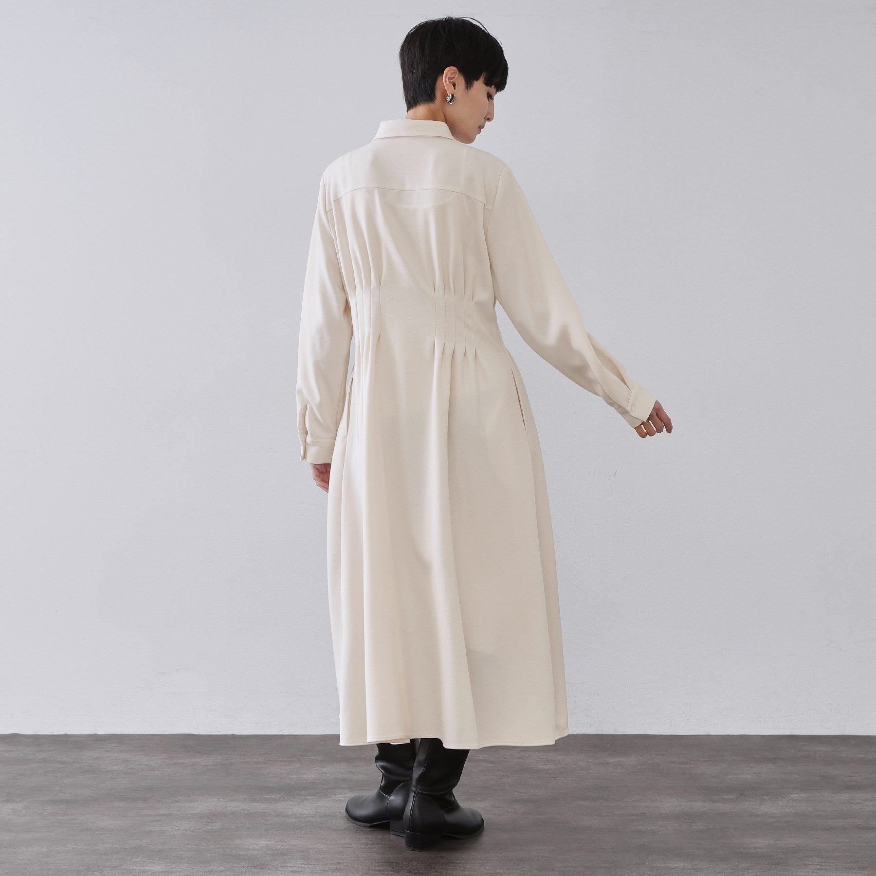 オペーク ドット クリップ OPAQUE.CLIP ウエストタックフィット＆フレアワンピース【洗濯機洗いOK】 （オフホワイト(003)） オフホワイト(003)