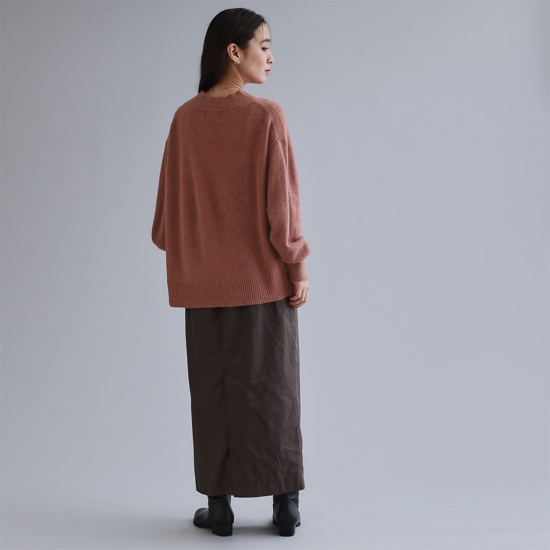 オペーク ドット クリップ OPAQUE.CLIP 【es】フラッフィーウールVネックニット【洗濯機洗い可】 （チャコールグレー(014)） チャコールグレー(014)