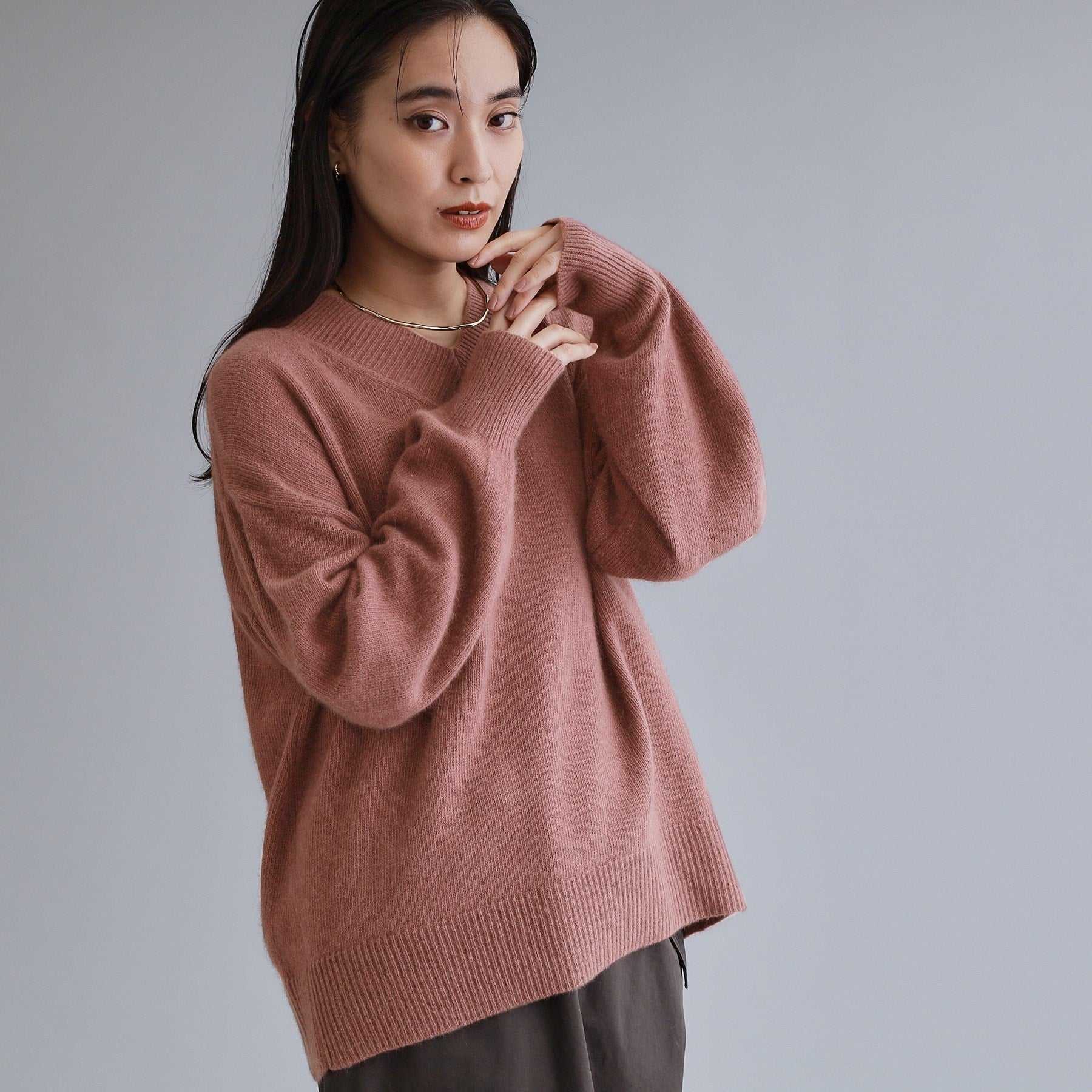 オペーク ドット クリップ OPAQUE.CLIP 【es】フラッフィーウールVネックニット【洗濯機洗い可】 （ピンク(071)） ピンク(071)