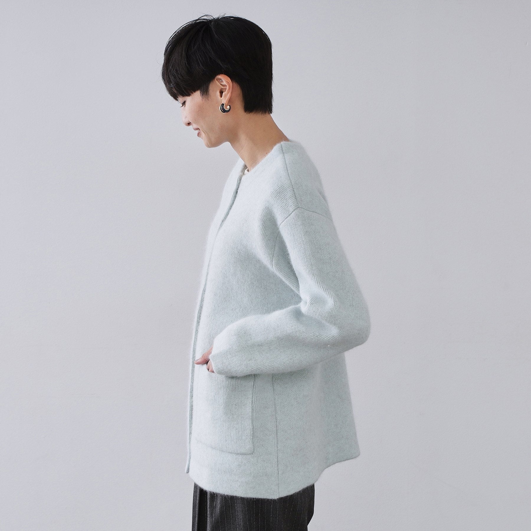 オペーク ドット クリップ OPAQUE.CLIP アンゴラ／フォックスブレンド ニットカーディガン【洗濯機洗いOK】 （モカブラウン(042)） モカブラウン(042)