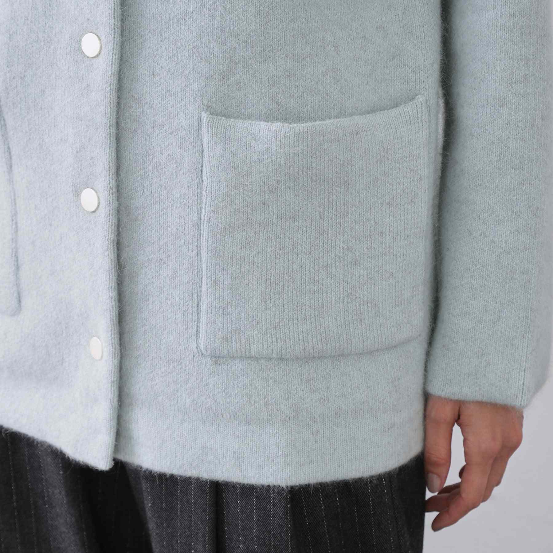 オペーク ドット クリップ OPAQUE.CLIP アンゴラ／フォックスブレンド ニットカーディガン【洗濯機洗いOK】 （モカブラウン(042)） モカブラウン(042)