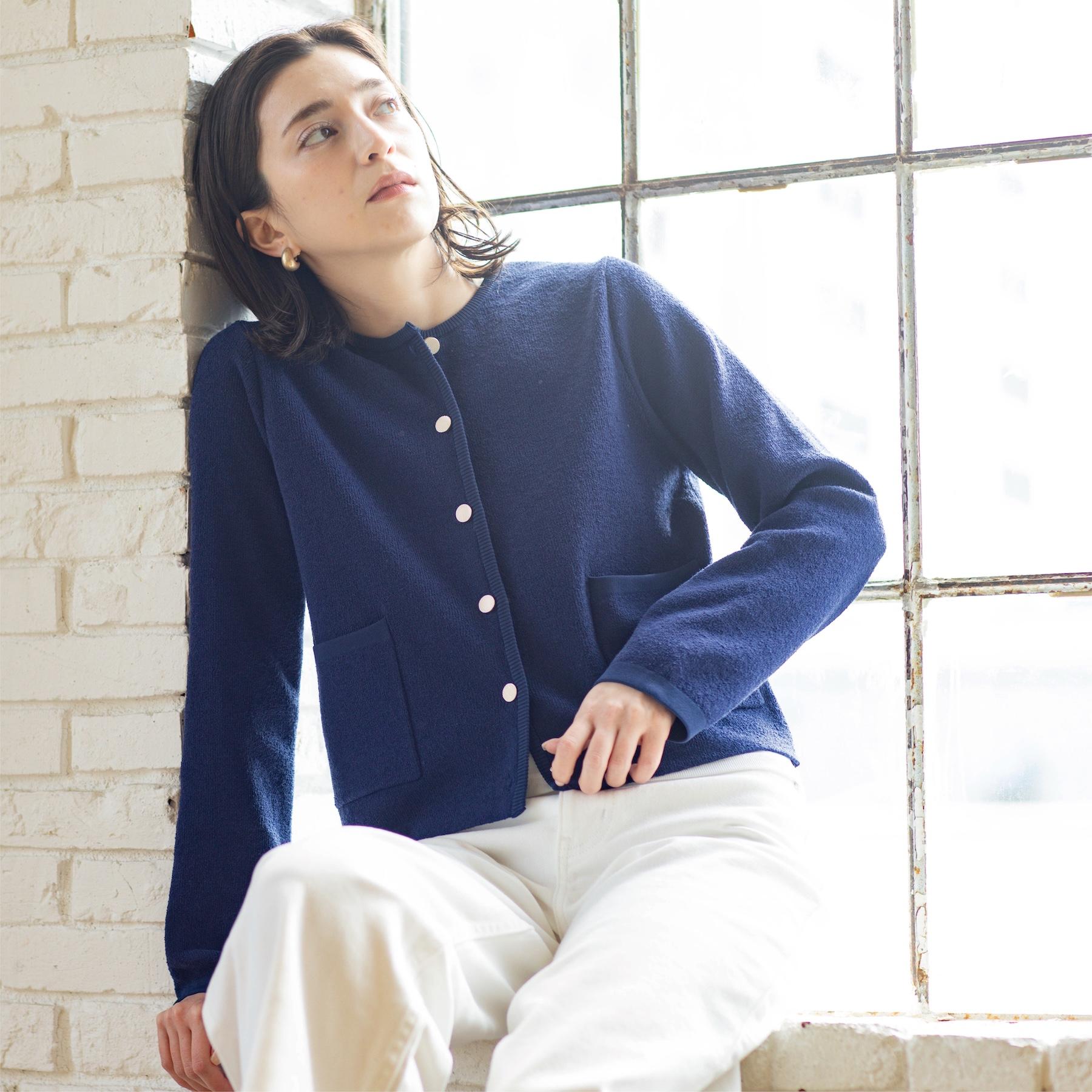 オペーク ドット クリップ OPAQUE.CLIP ブークレ金ボタンニットカーディガン【洗濯機OK】 （オレンジ(067)） オレンジ(067)