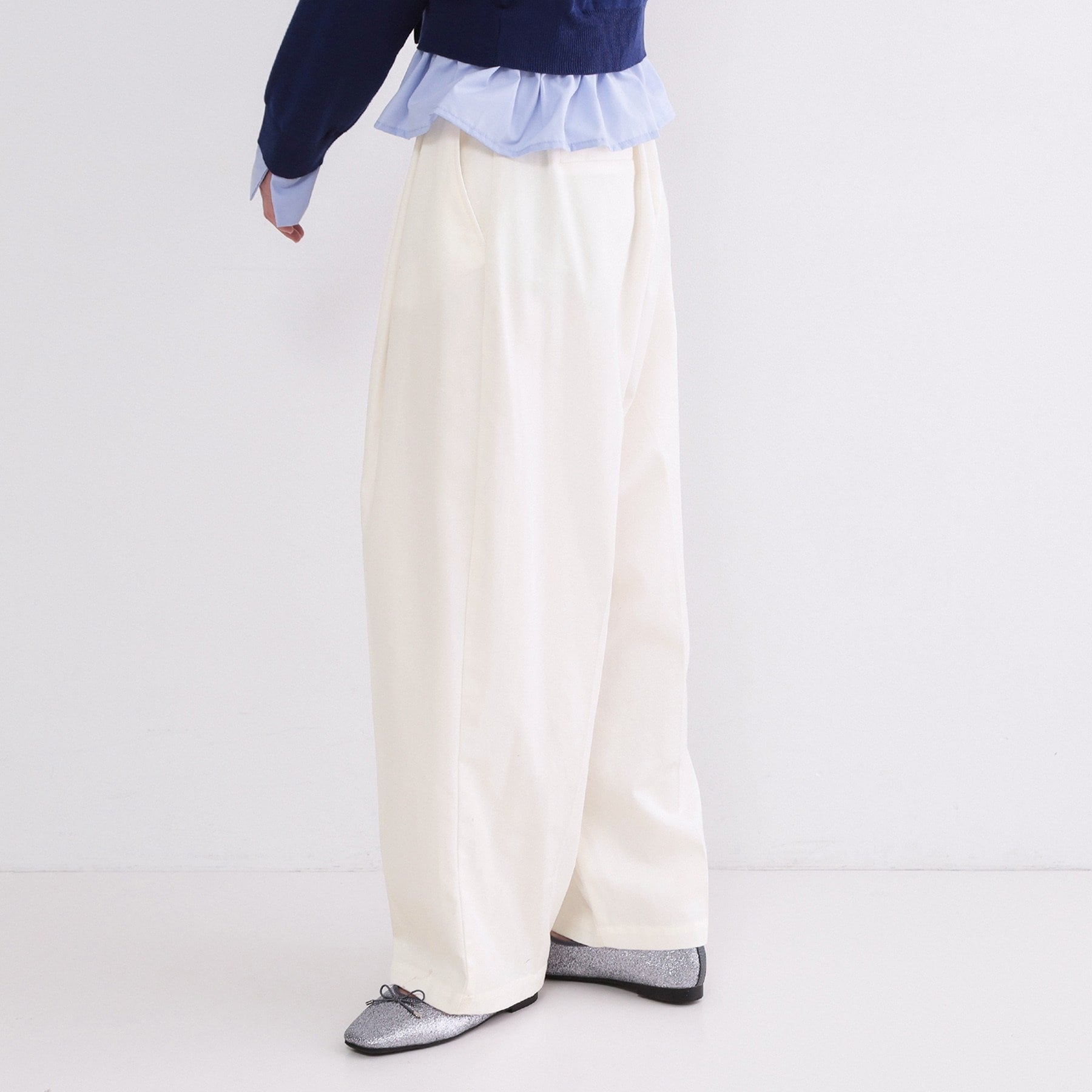 オペーク ドット クリップ OPAQUE.CLIP バレルレッグチノパンツ【洗濯機OK】 （ベージュ(052)） ベージュ(052)