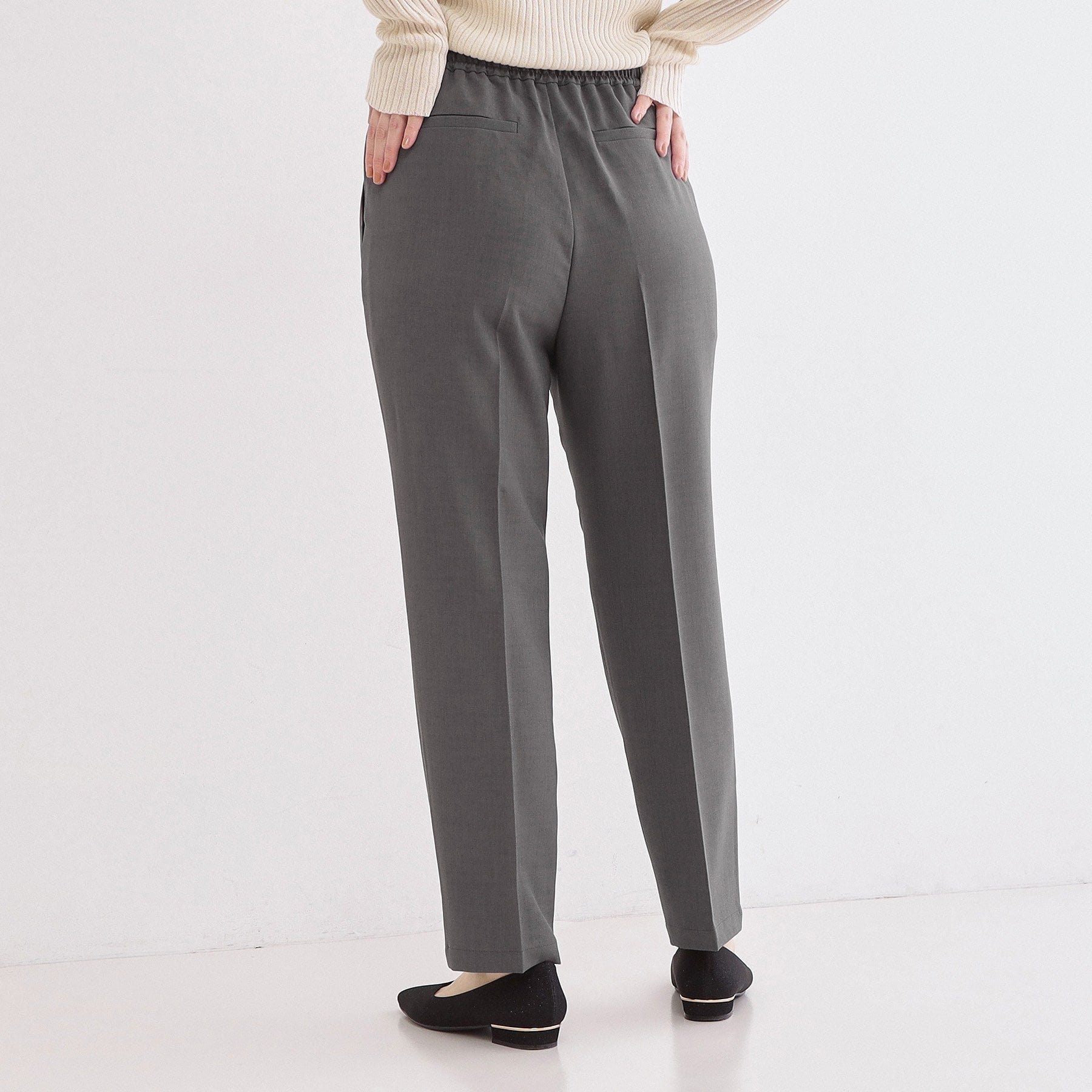 オペーク ドット クリップ OPAQUE.CLIP 美脚ストレッチイージーテーパードパンツ【洗濯機OK】 （ライトベージュ(051)） ライトベージュ(051)