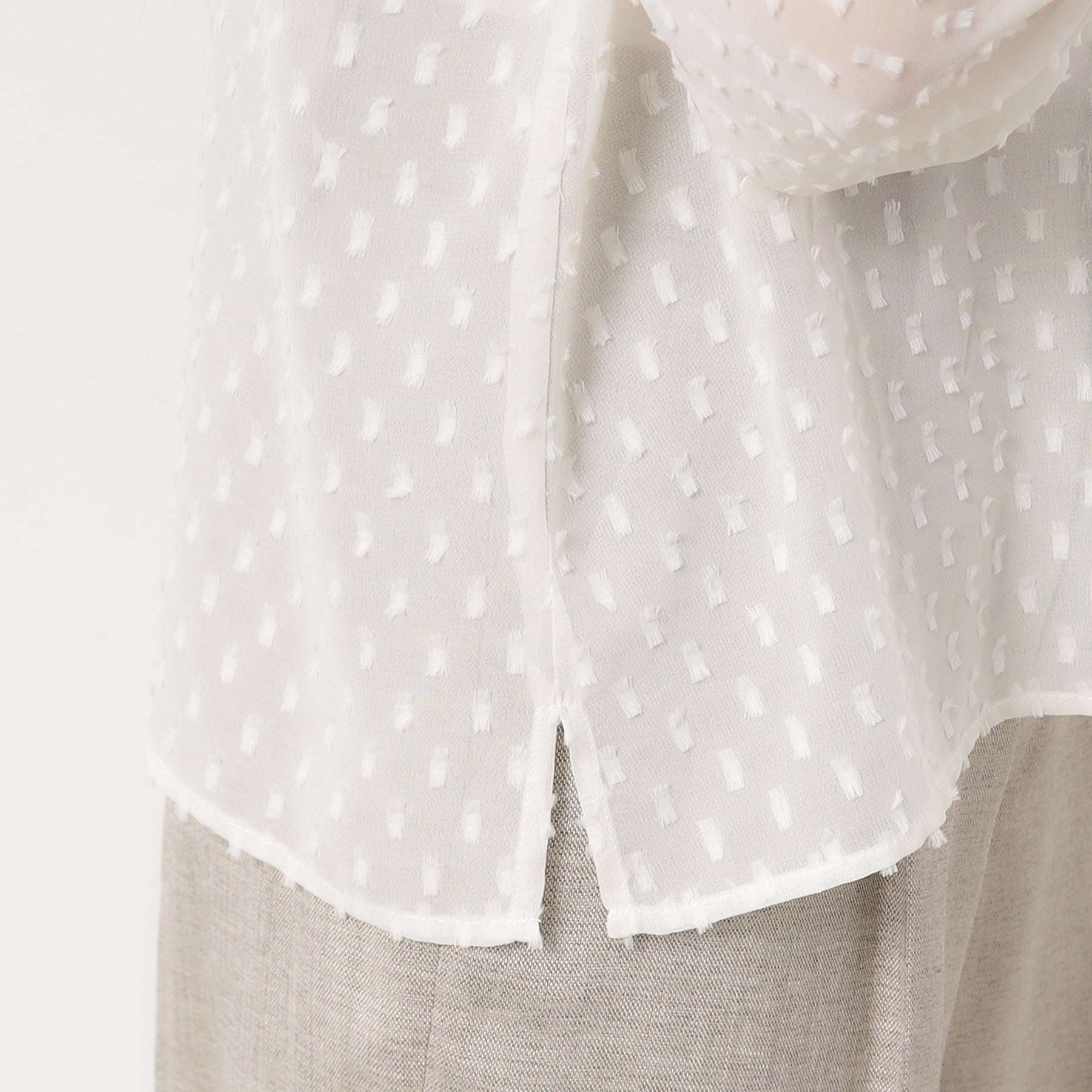 Opaque Dot Clip OPAQUE.CLIP Sheer Fringe Dot Tuck Sleeve Blouse [Machine Washable]