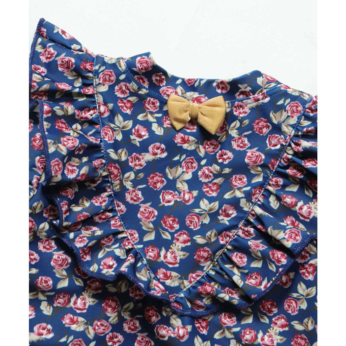 オシャレボ OSYAREVO 【ネット限定】 キッズ フラワー柄 ロングスリーブ フリル 水着 セットアップ 【返品不可商品】