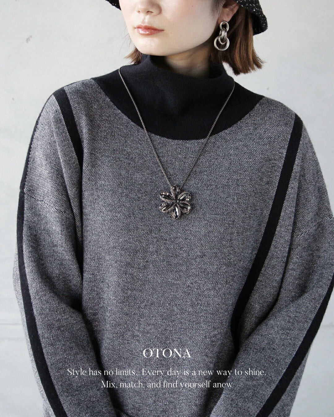 オトナ OTONA 可憐さと気品を添える ビジューブローチ （シルバー） シルバー