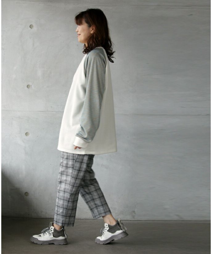 Adult OTONA I like this color Loose T-shirt with raglan sleeves