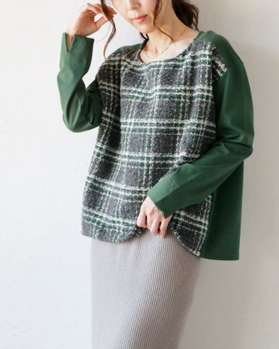 オトナ OTONA 大人も気分上々！ デイリーを楽しむ異素材トップス （グリーン） グリーン