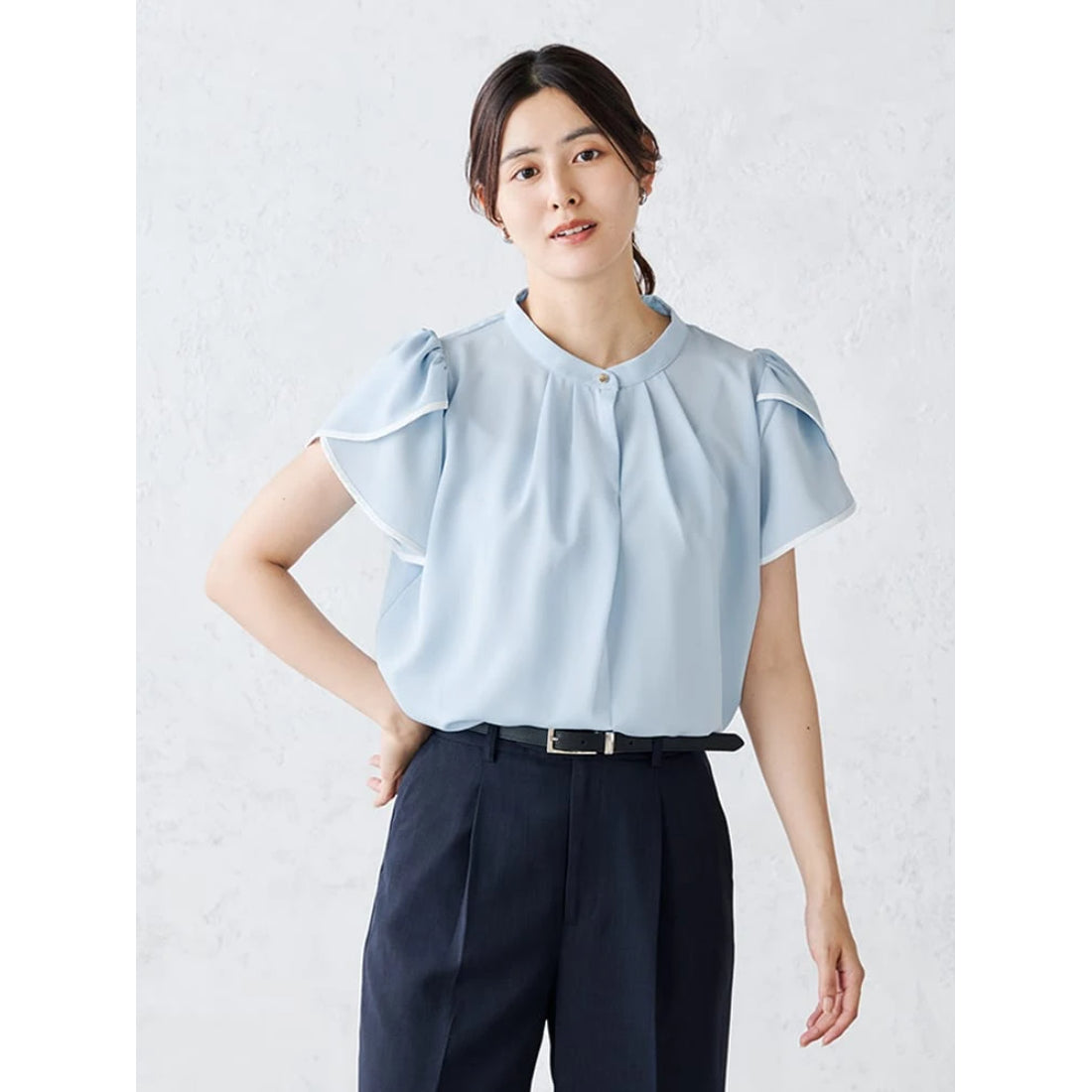 パーフェクトスーツファクトリー Perfect Suit FActory チューリップスリーブブラウス （サックス） サックス