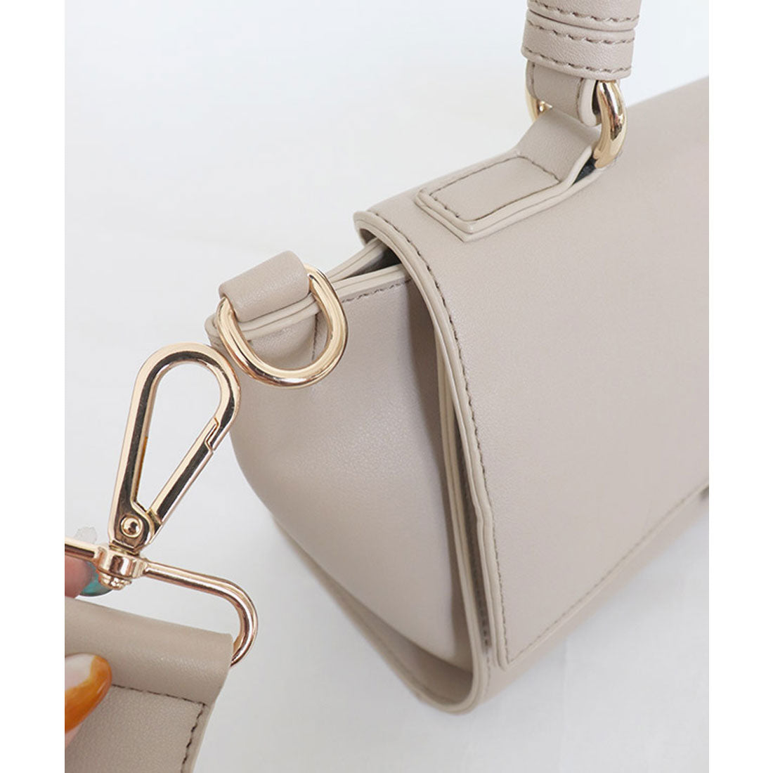 Marvelous by Pierrot Thick shoulder bag