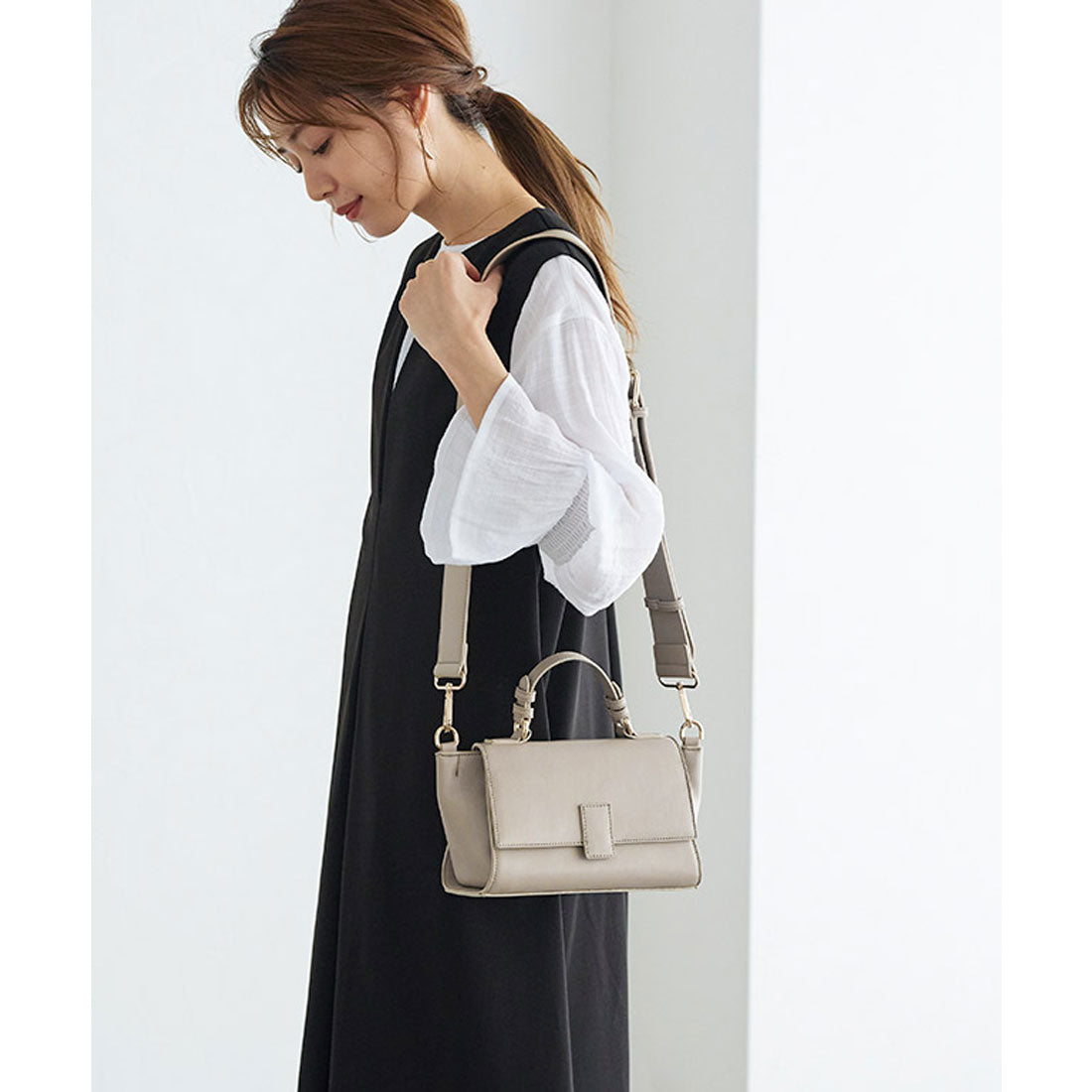 Marvelous by Pierrot Thick shoulder bag