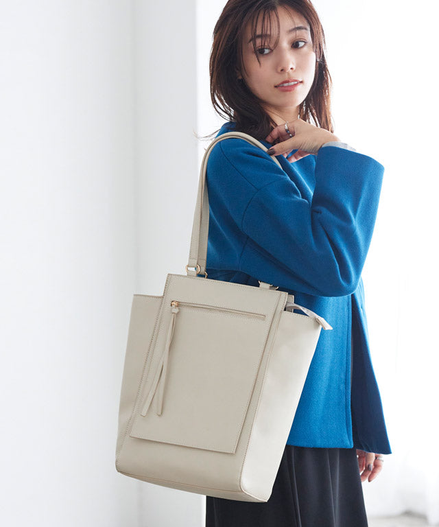 奇妙的白皮皮埃羅（Pierrot Square Tote Handbag）