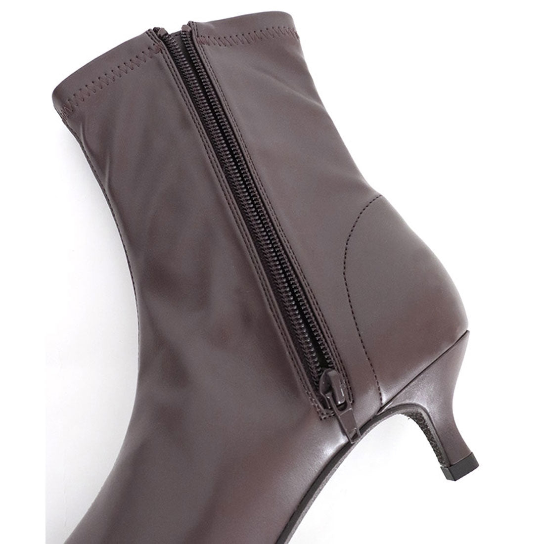 Square-Toe Mid-Length Boots