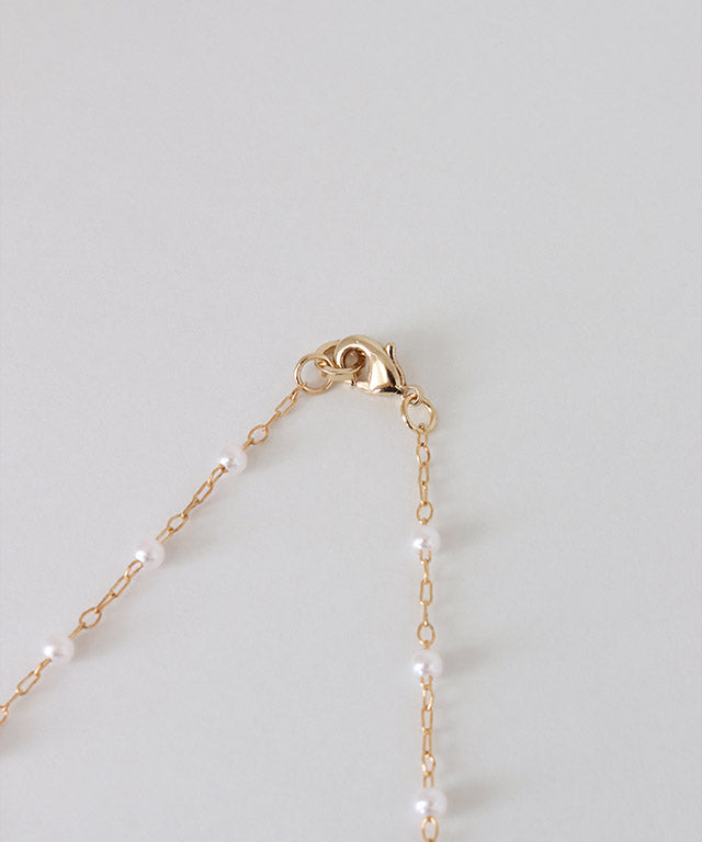 パールチェーンロングネックレス