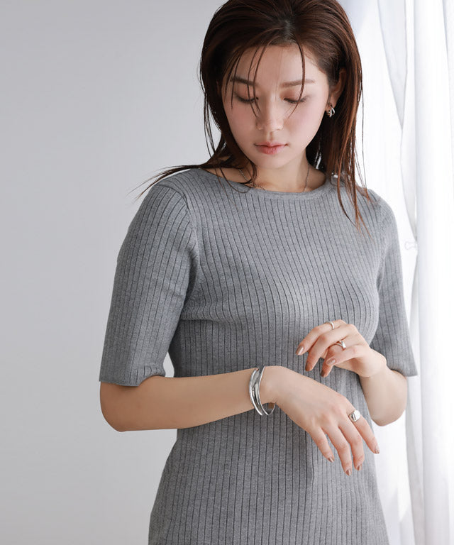 ウェーブプレートバングル （ゴールド） ゴールド