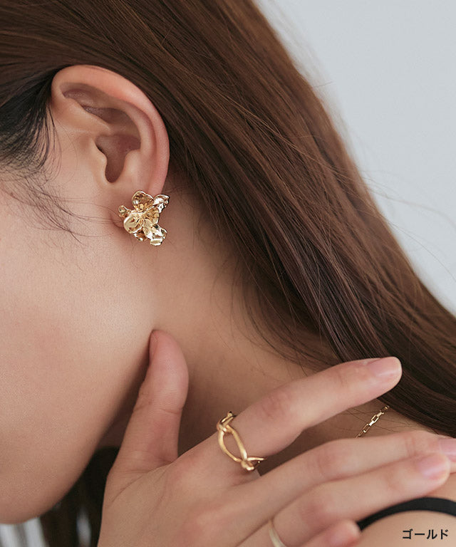Marvelous by Pierrot Metal Flower Earrings