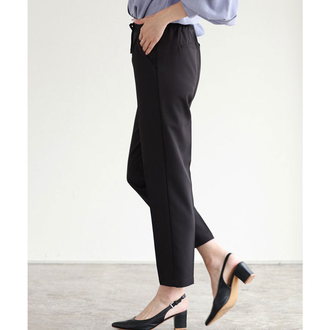 マーベラス バイ ピエロ marvelous by Pierrot  【低身長向け】ストレッチテーパードイージーパンツ