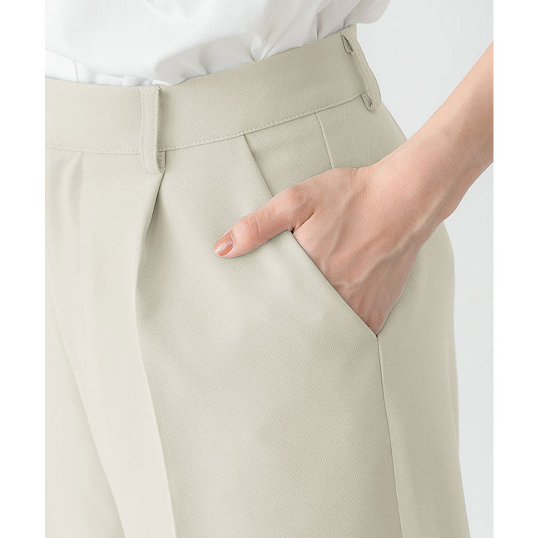 マーベラス バイ ピエロ marvelous by Pierrot センタープレスボックスパンツ （ホワイト） ホワイト