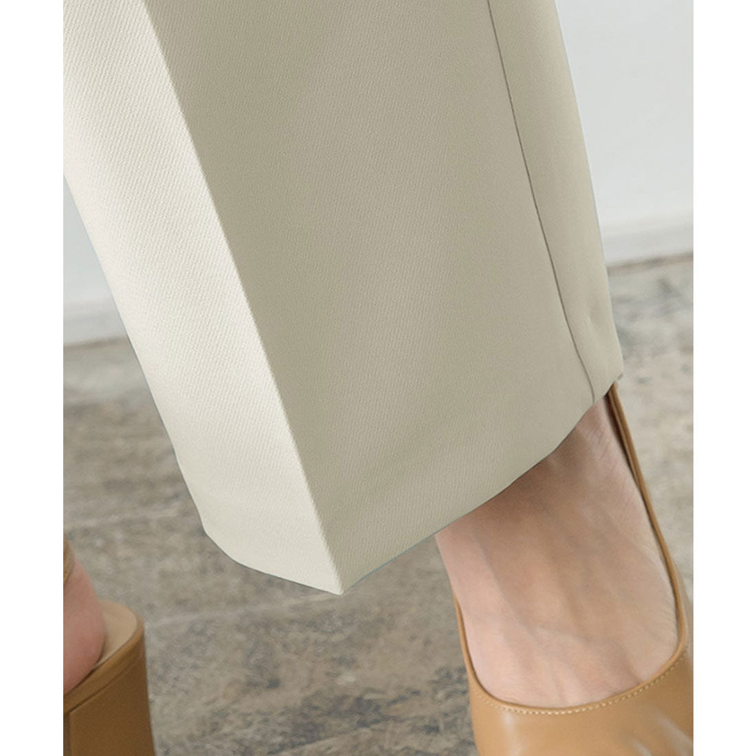 マーベラス バイ ピエロ marvelous by Pierrot センタープレスボックスパンツ （ホワイト） ホワイト