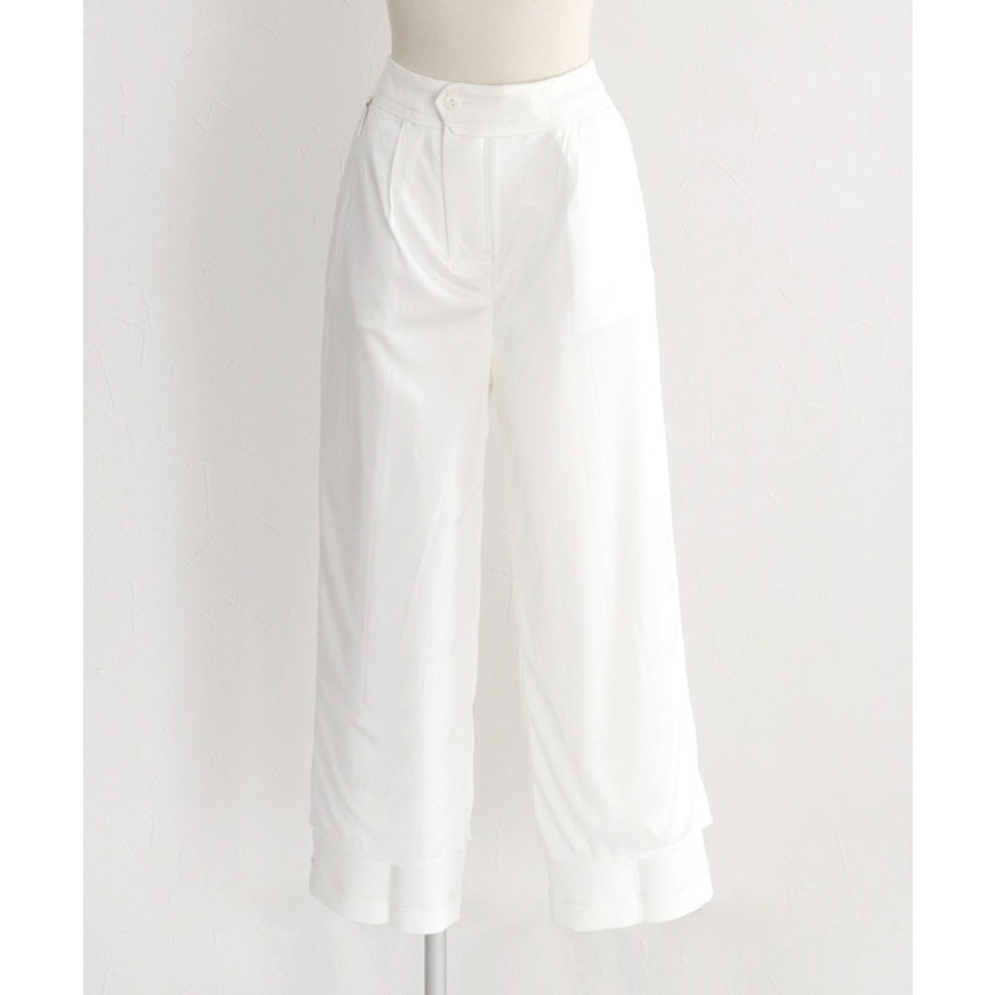 マーベラス バイ ピエロ marvelous by Pierrot センタープレスボックスパンツ （ホワイト） ホワイト